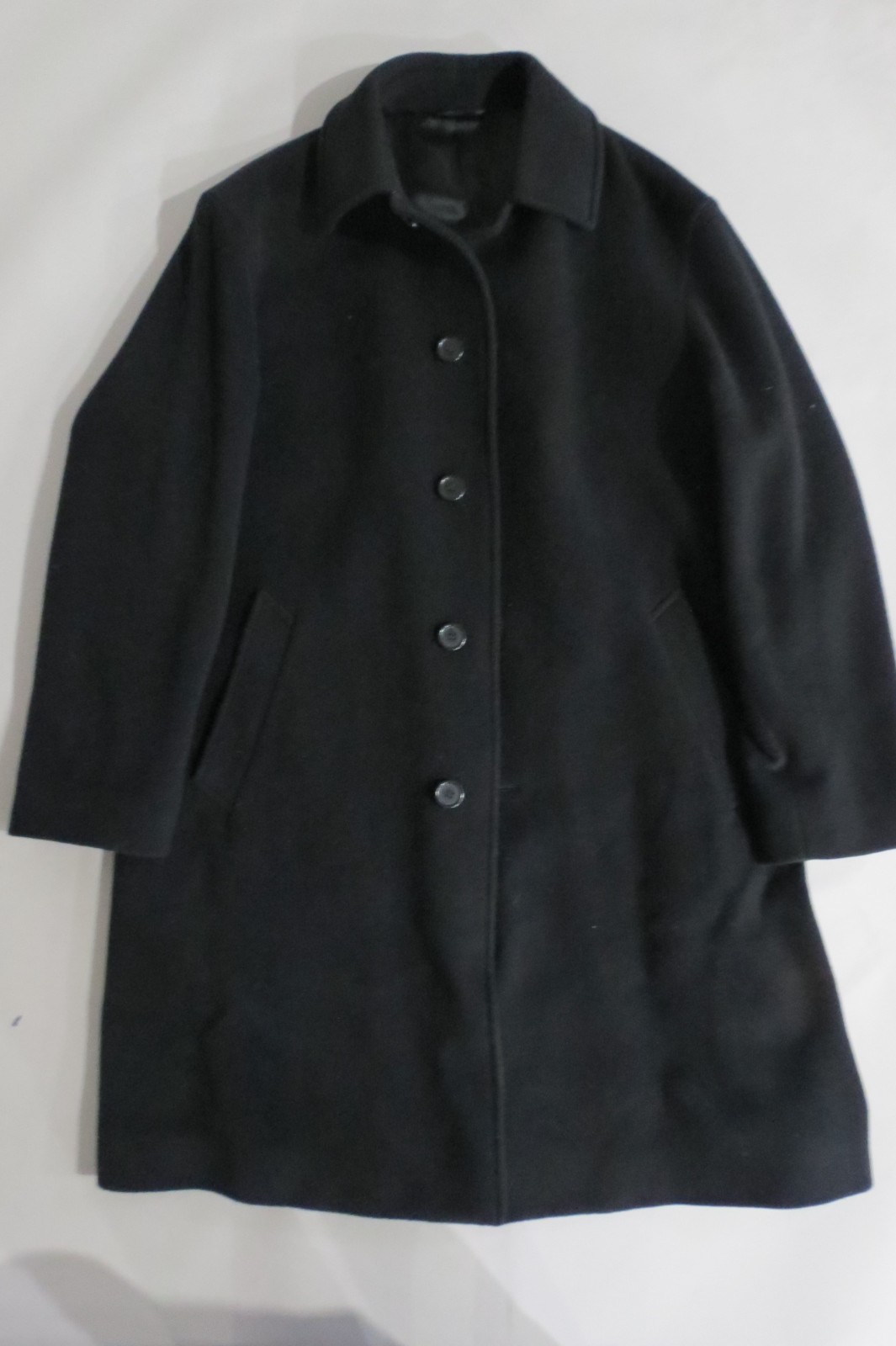 Brooks Brothers EST 1818 black four button 100% lambswool topcoat 46 R