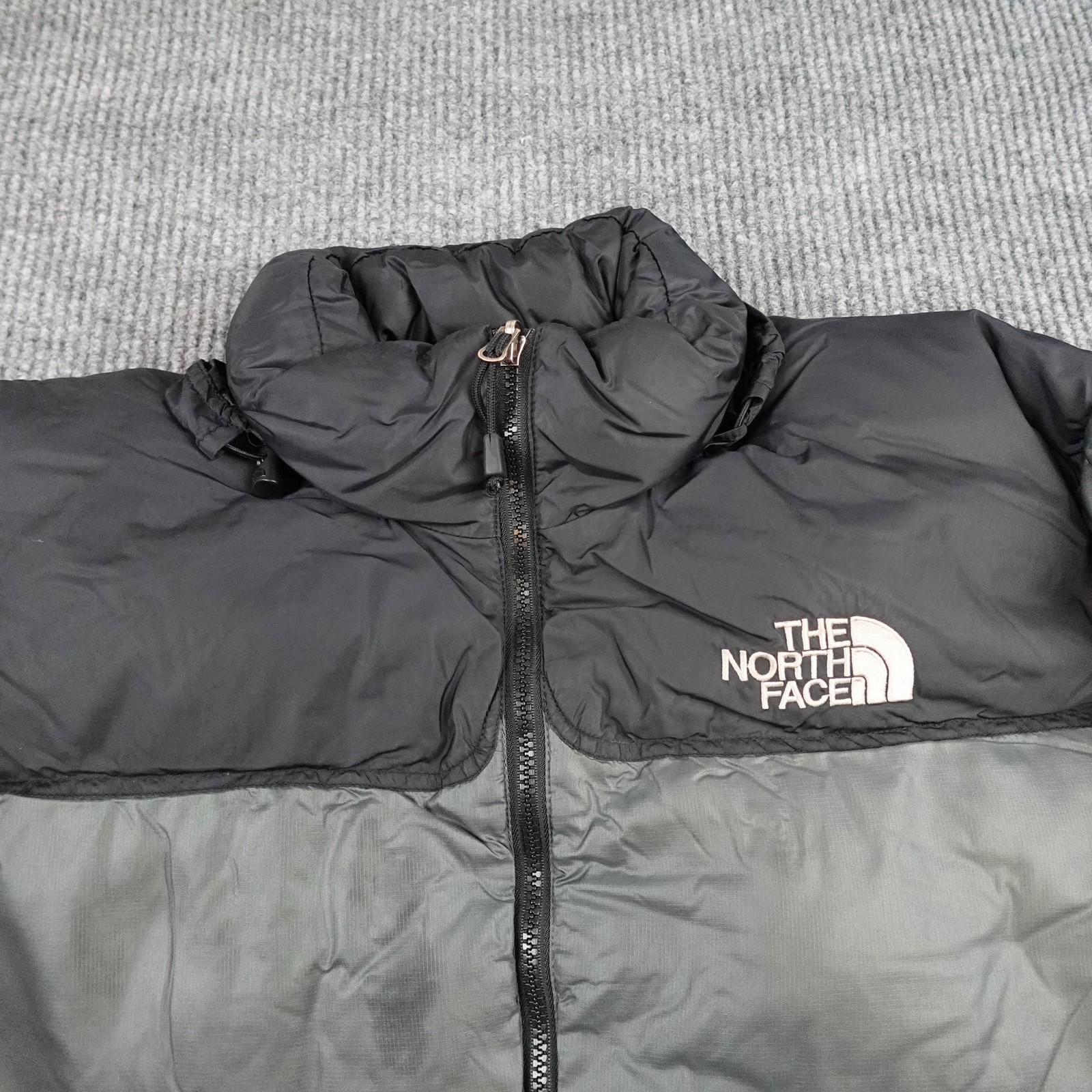 The North Face Nuptse Jacket Mens Large Gray 700 Down Puffer Full Zip Outdoor