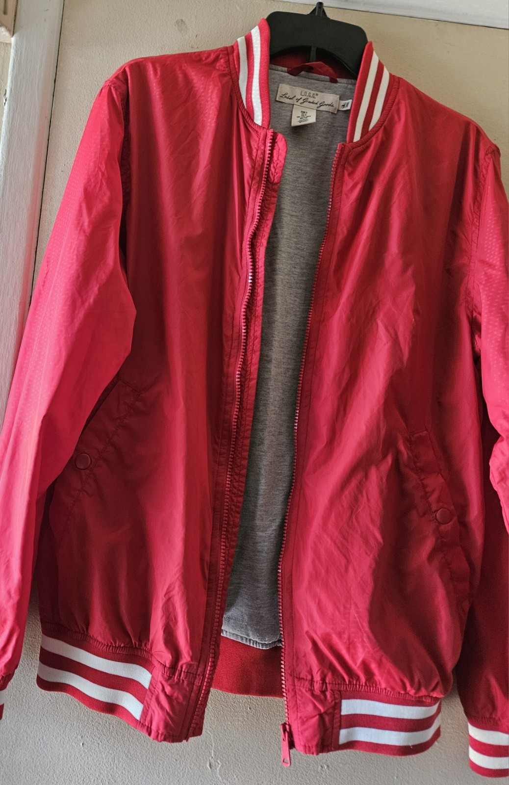 H&M Men’s Red Bomber Jacket Full Zip Pockets Band Collar Size S