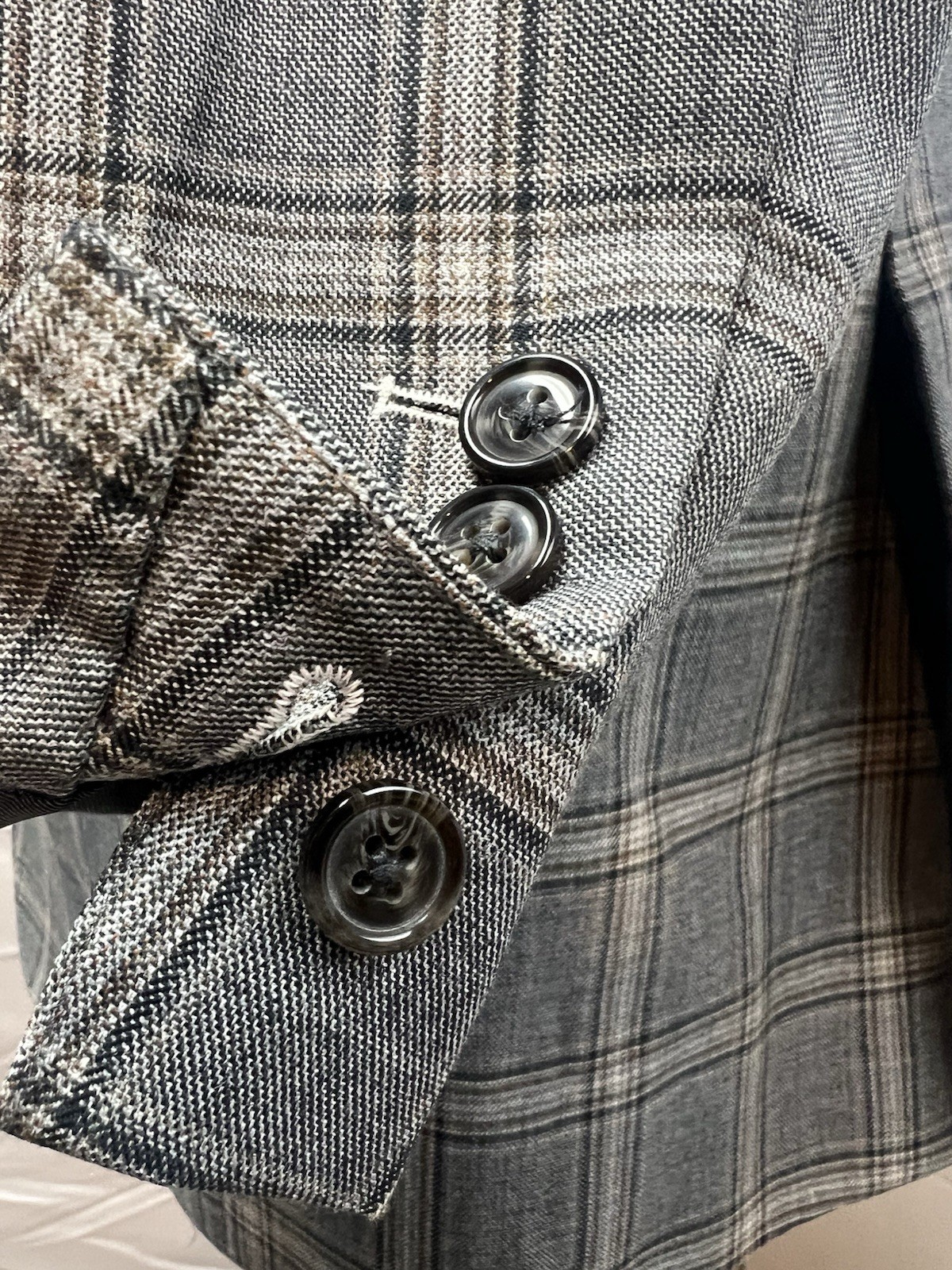 Custom Tailored Men’s 46 Gray Tan Windowpane Plaid 2-Button Blazer Jacket Coat