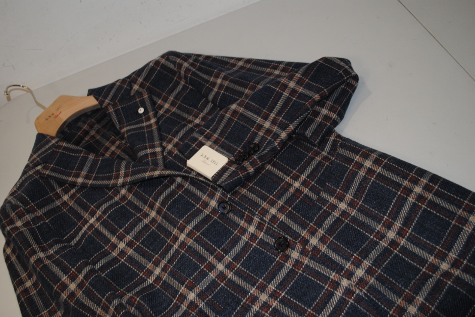 L.B.M. LUIGI BIANCHI MANTOVA JACKET SIZE 50 453.00 COTTON CARD PICTURES