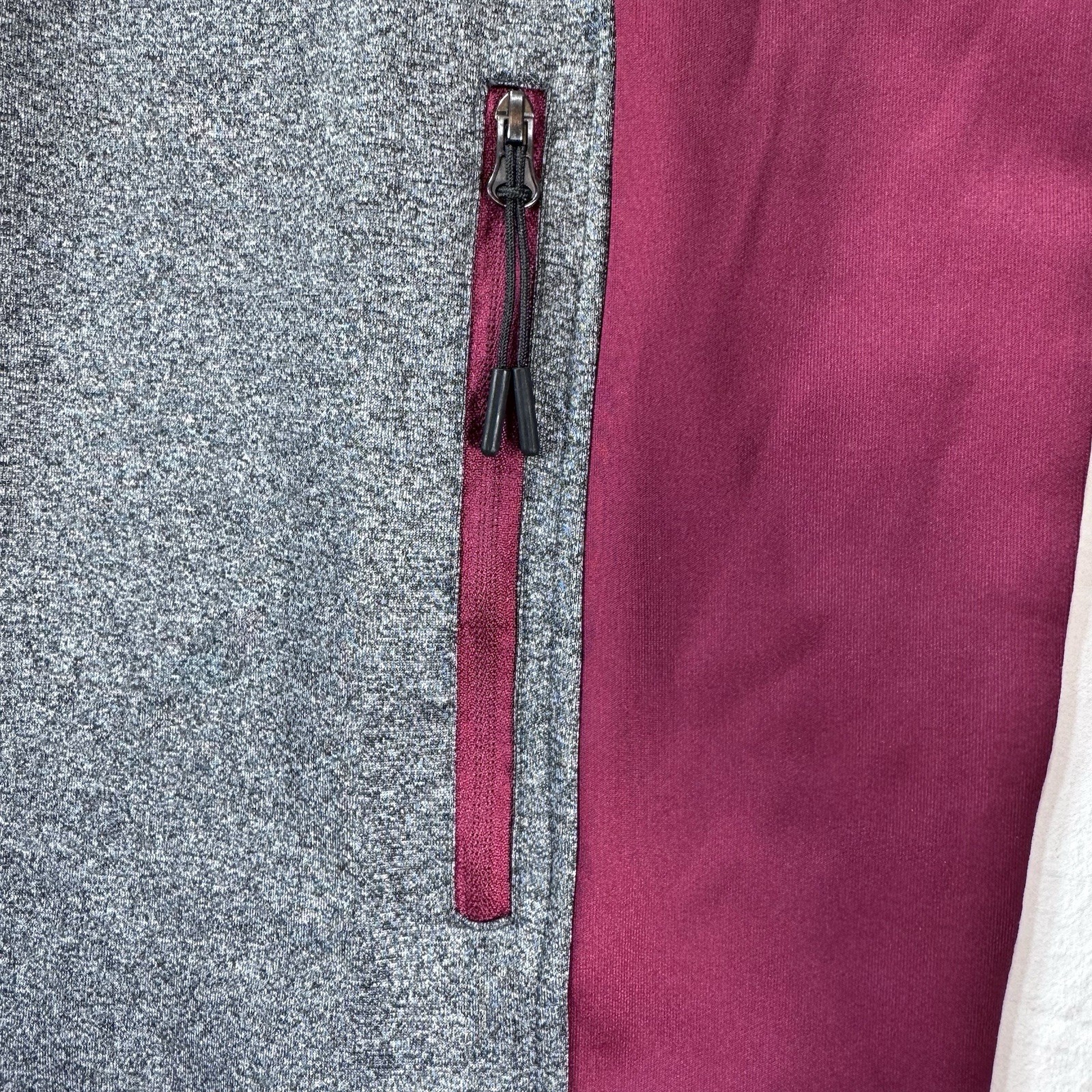 NEW Stone Mountain Jacket Mens Med Full Zip Gray Burgundy Mock Neck