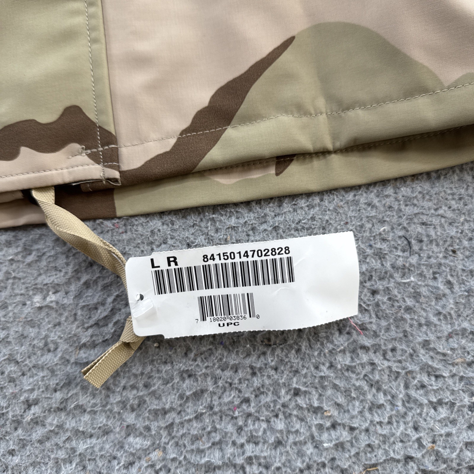 US Military Jacket L Regular Mens Desert Cold Weather Parka Challenge Logo NEW