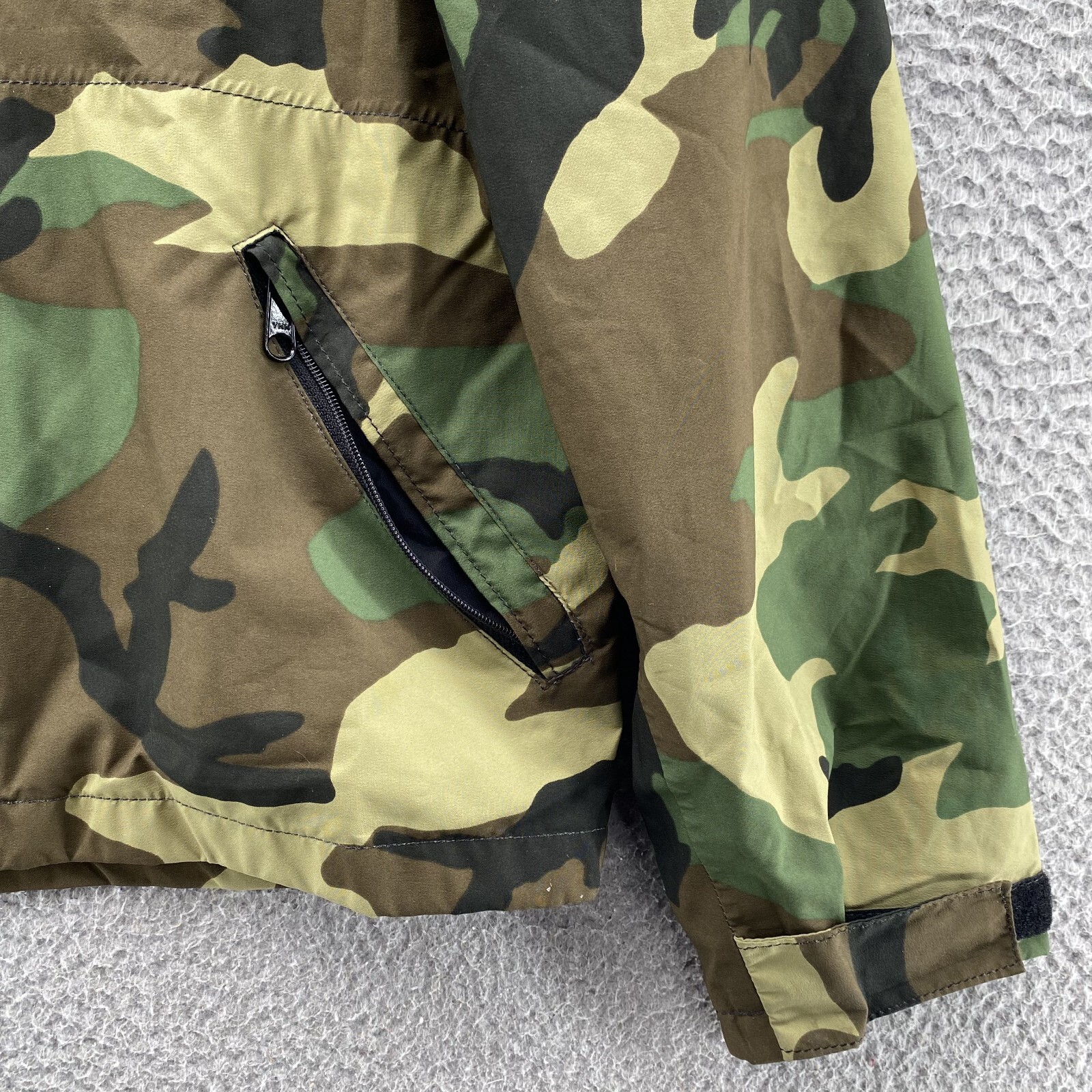 Military Air Force Jacket Mens Small Weather Field Camo Hunting Military Camping