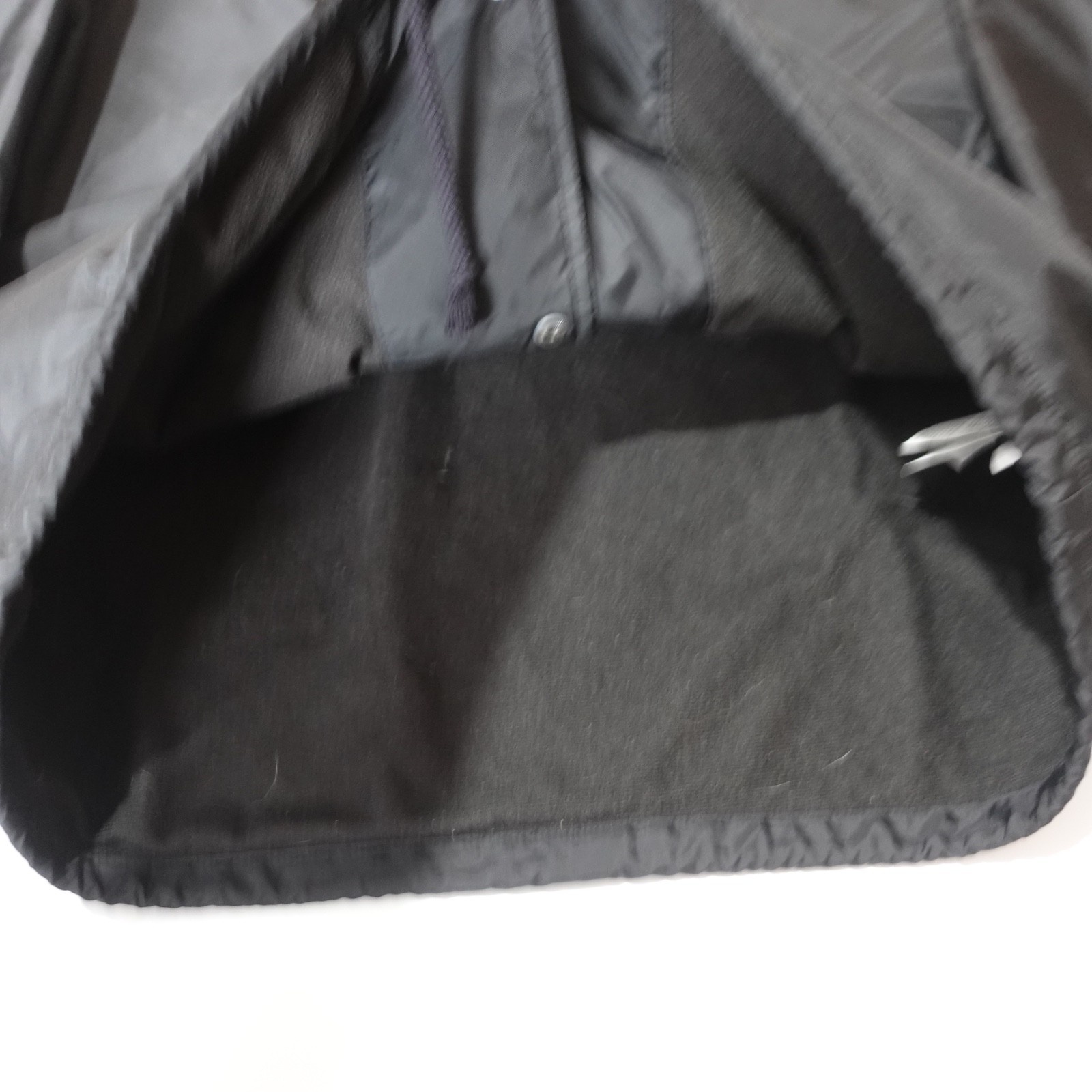 Vans Jacket Mens M Black Windbreaker Collared Lined Snap Pockets Drawstring