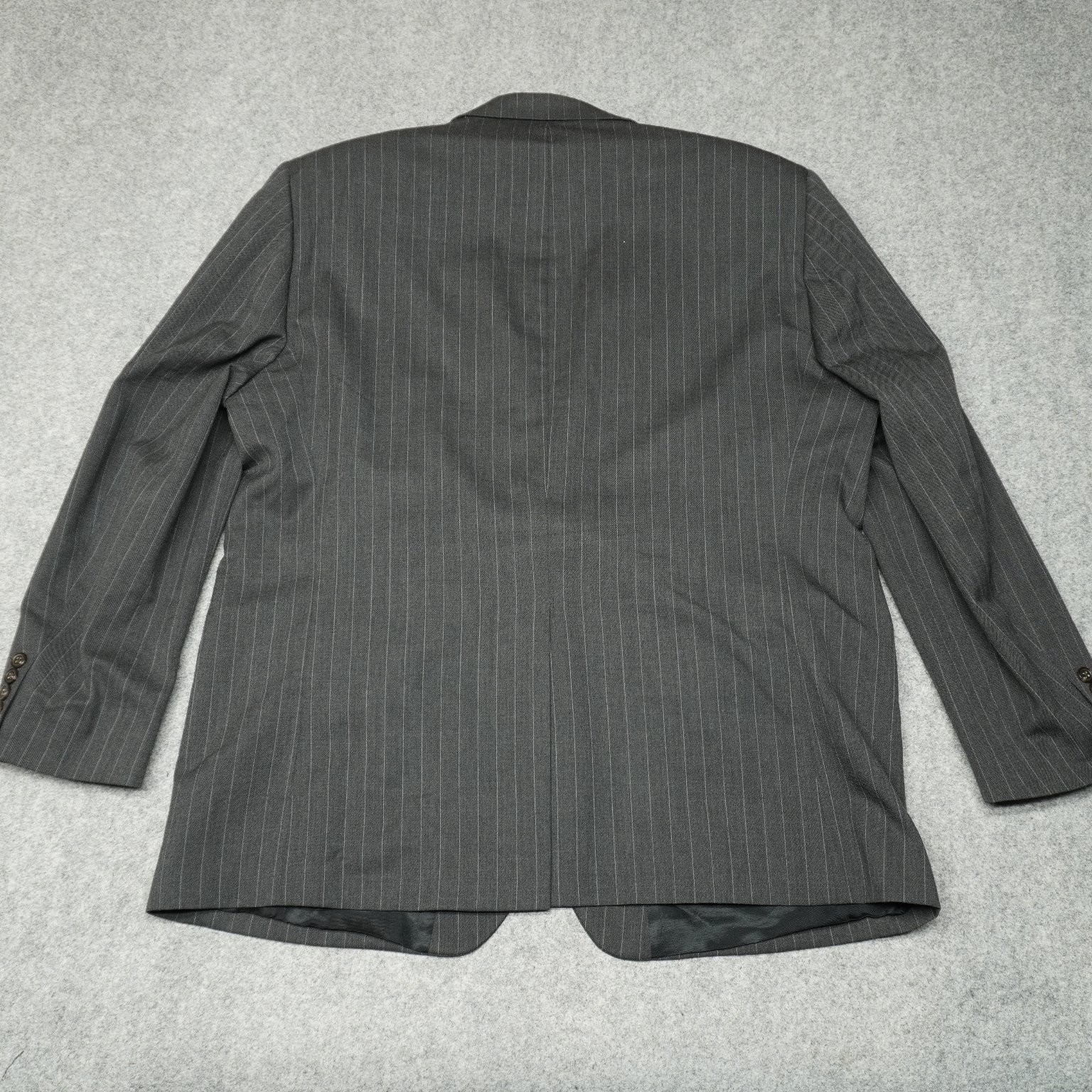 Chaps Men’s Wool Pinstripe Blazer Jacket Gray Size 48R Dry Clean