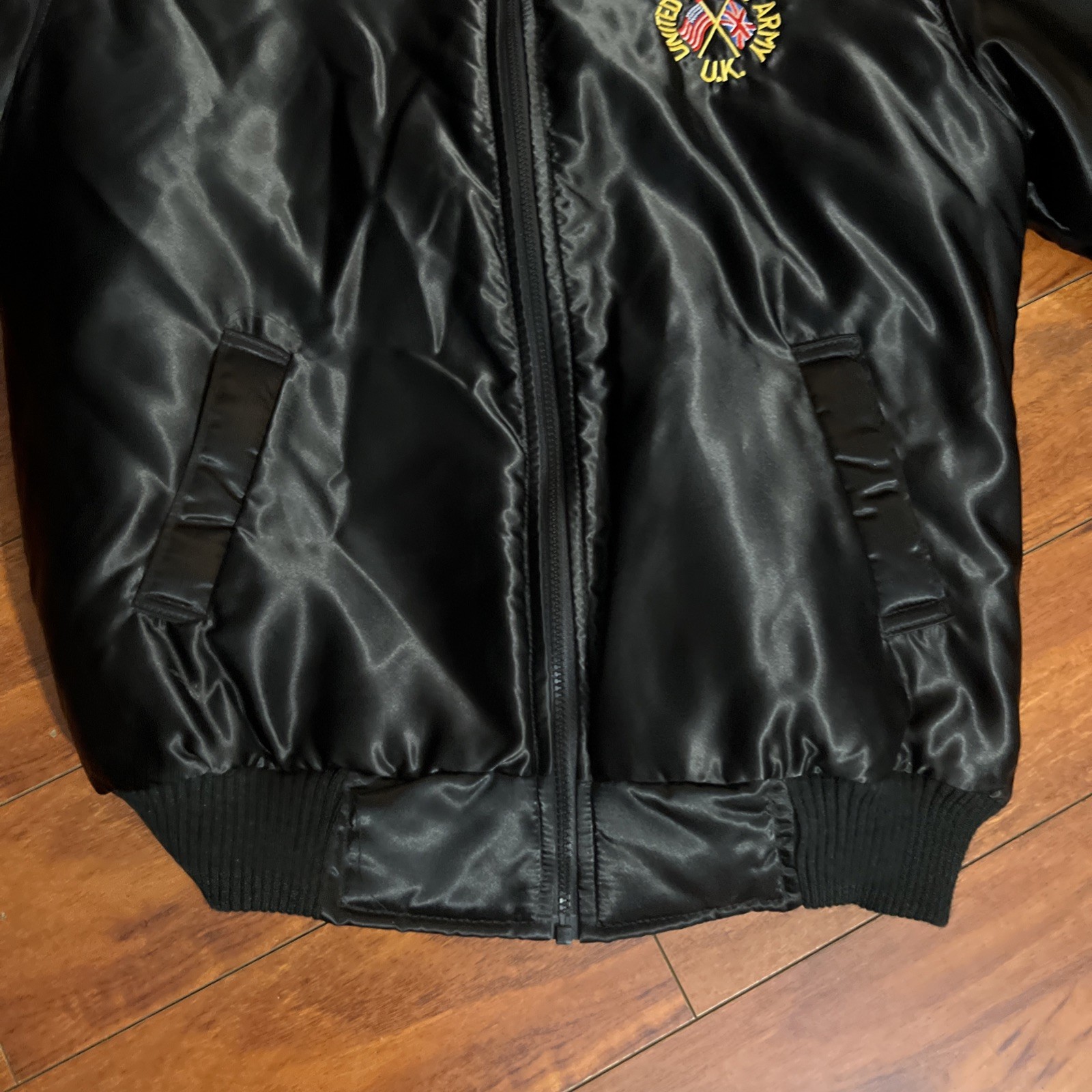 VTG United States Army U.K. Satin Bomber Full Zip Jacket Men’s L Embroidered