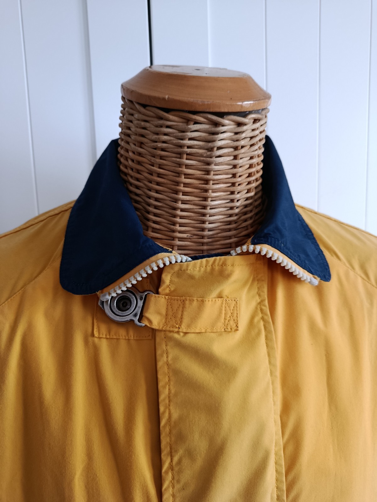 Vintage 90s Yachting Sailing Yellow Clasp Jacket Raincoat Windbreaker Marina S