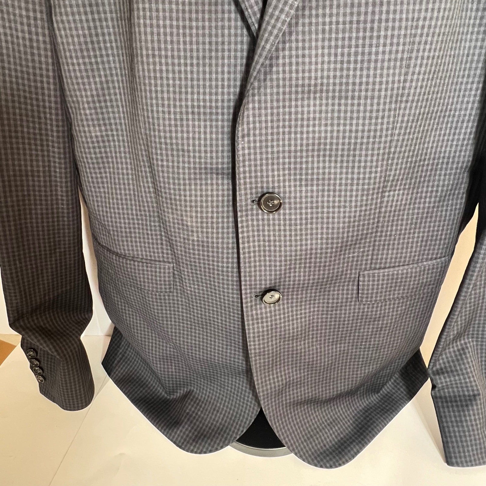 Hugo Boss Mens Gray Checkered Two Button Sport Coat Blazer Jacket