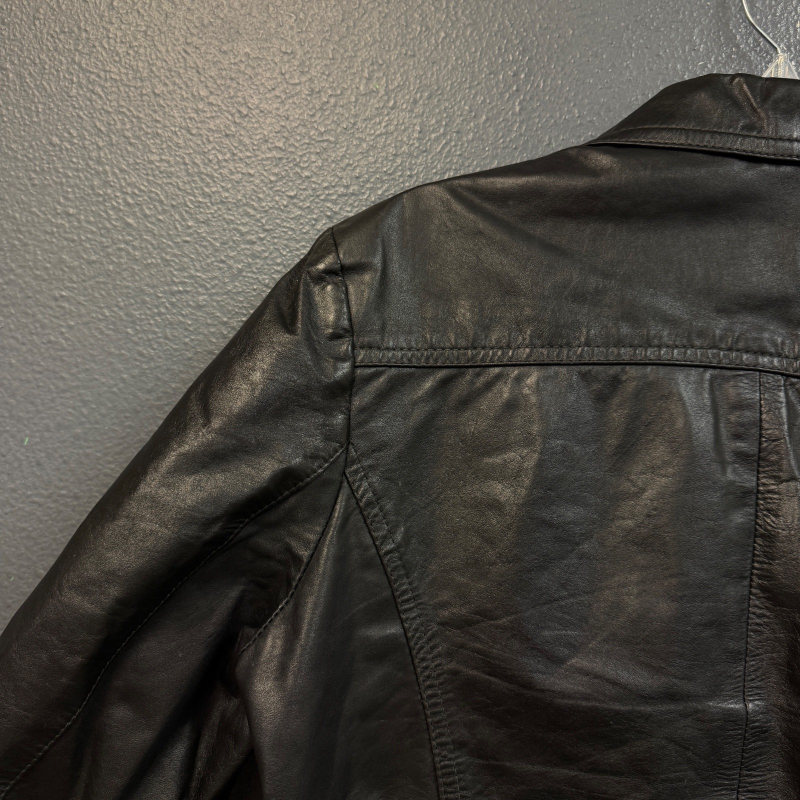 Black Genuine Leather Made in Argentine 42 men’s jacket biker vintage 80’s