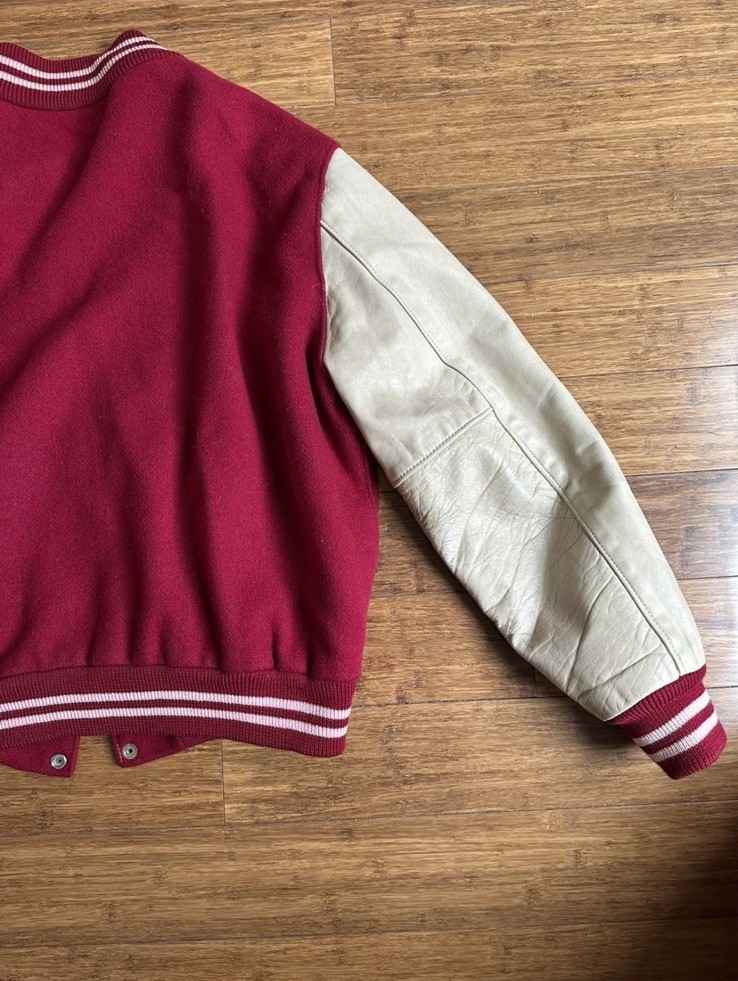 Nelson’s Men’s Varsity Letterman Jacket Red/White Snap Front Wool Size M