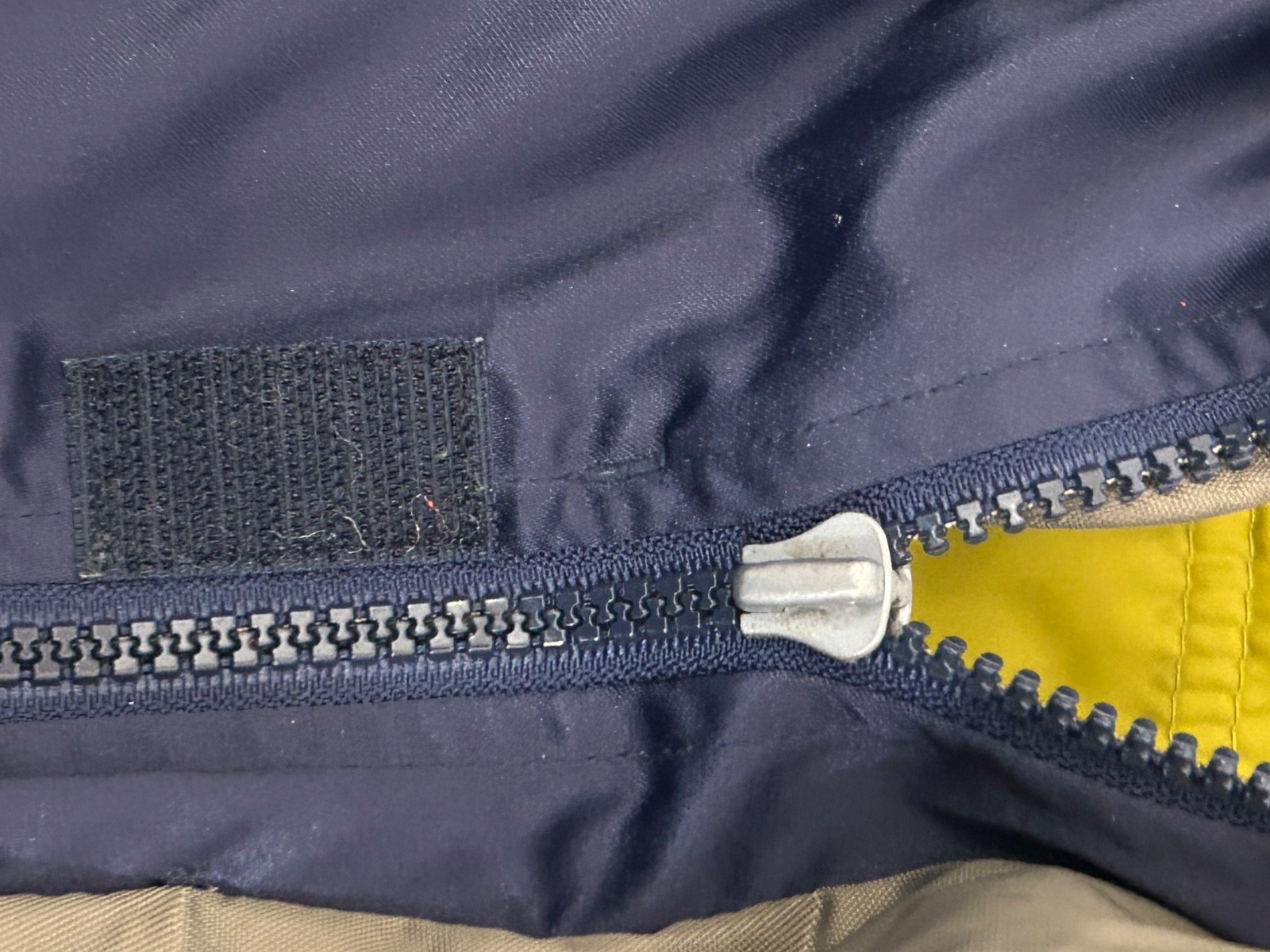 Nike Sports Blue Jacket Men’s Full Zip Nylon Insulated 4 Front Pocket Coat Sz XL