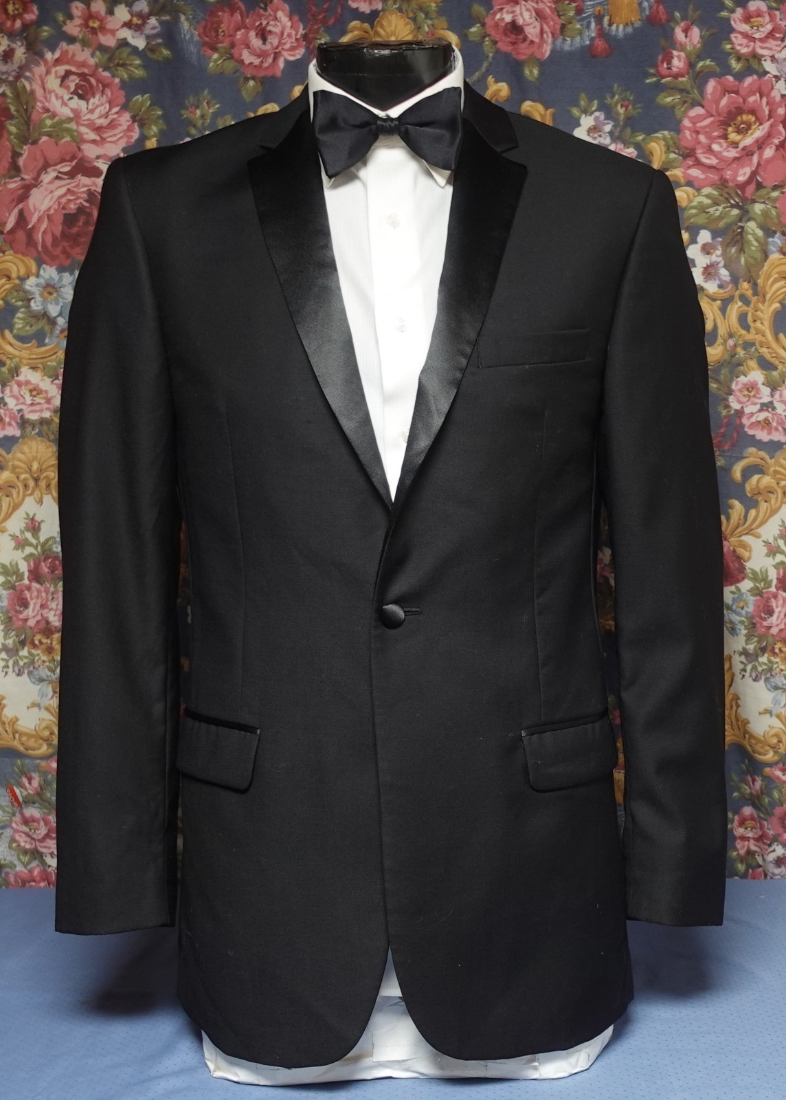 Joseph Tuxedo Jos. A. Bank Dinner Jacket 40L