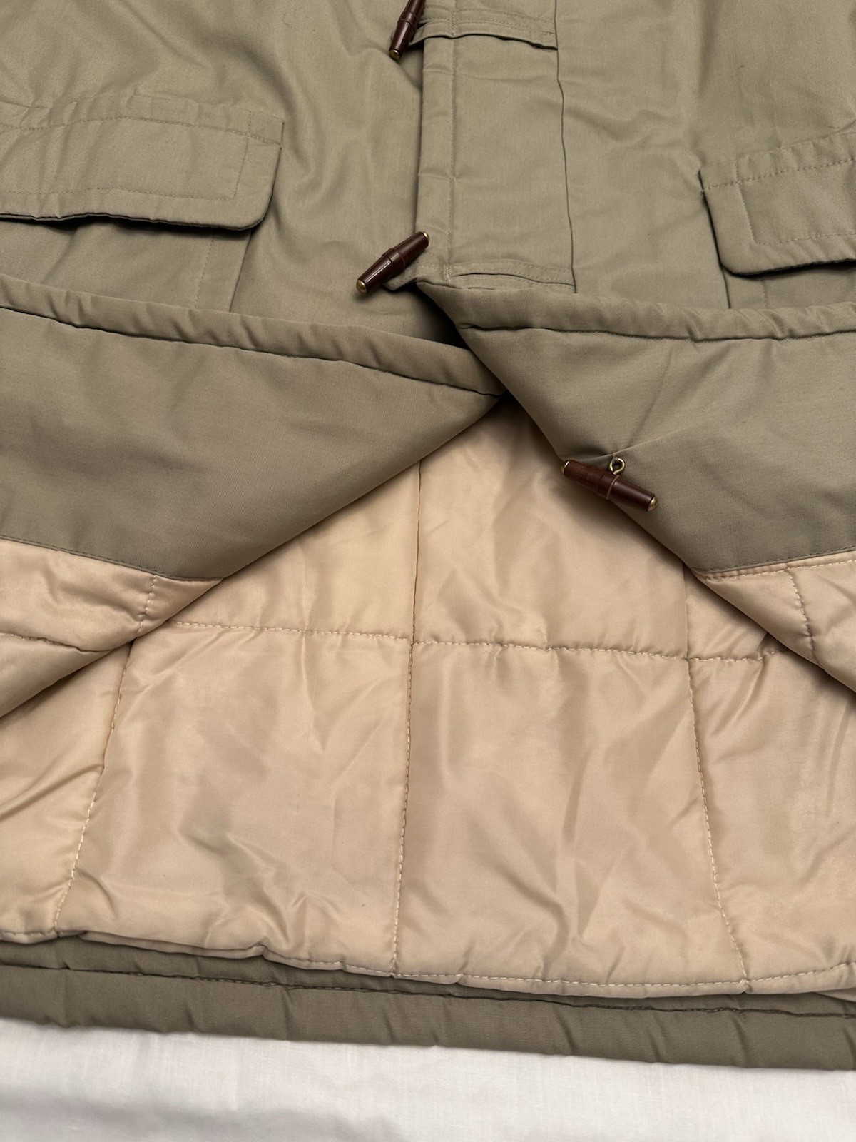 Vintage McGregor Tan Chore barn Quilted jacket hooded coat barrel button & zip L