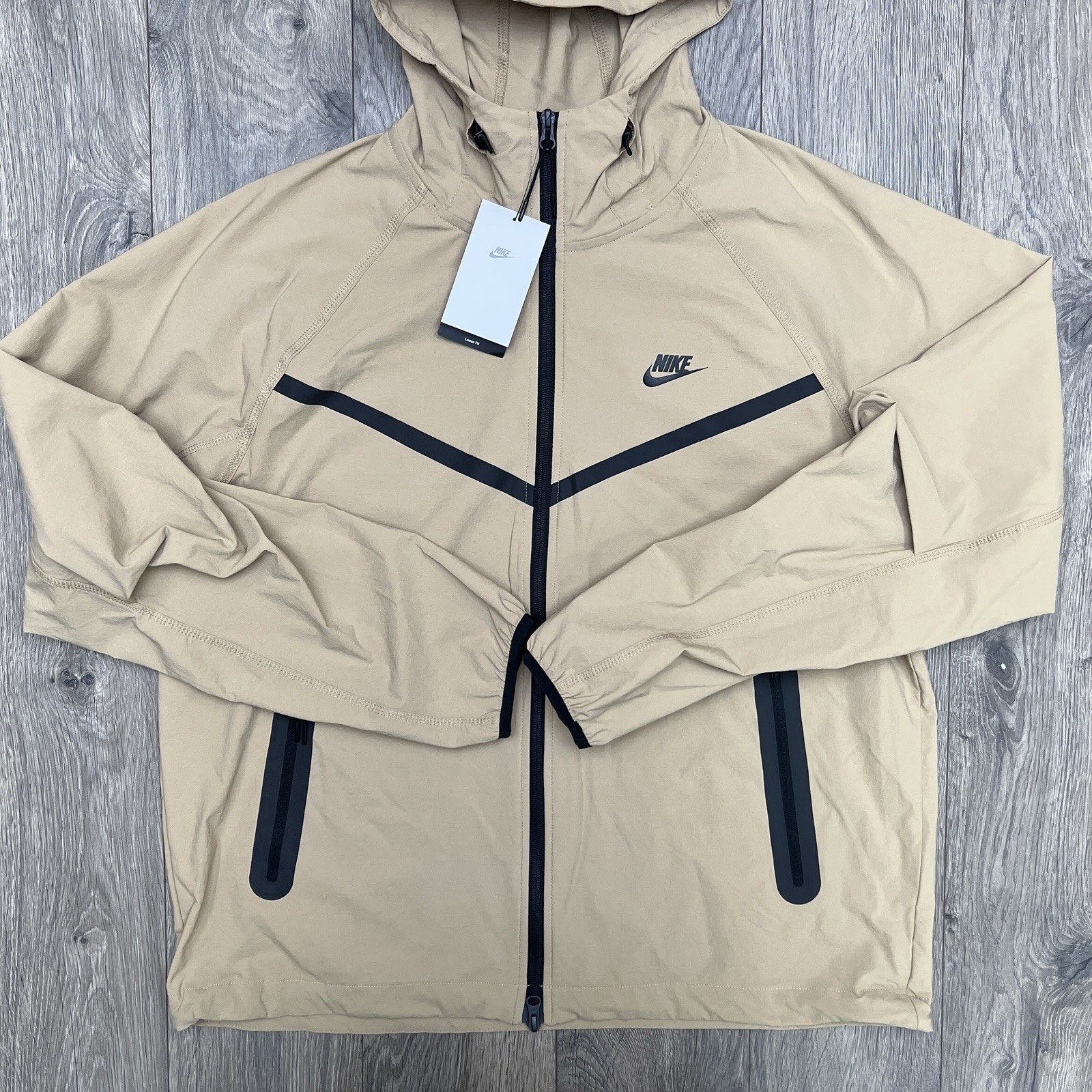 Nike Tech Woven Jacket Medium Mens Parachute Beige Black Full Zip Hoodie