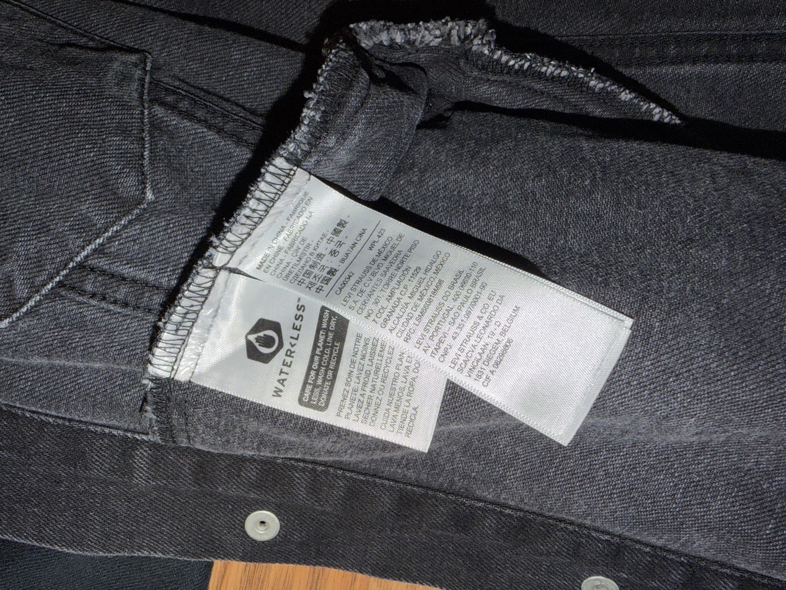 Levis Hybrid Hooded Denim Trucker Hoodie Jean Jacket Meidum Black Vintage Fit