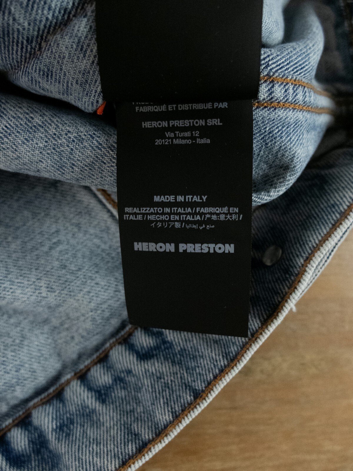 (NO CUSTOMS TAX) HERON PRESTON blue distressed paint splatter denim jacket Large
