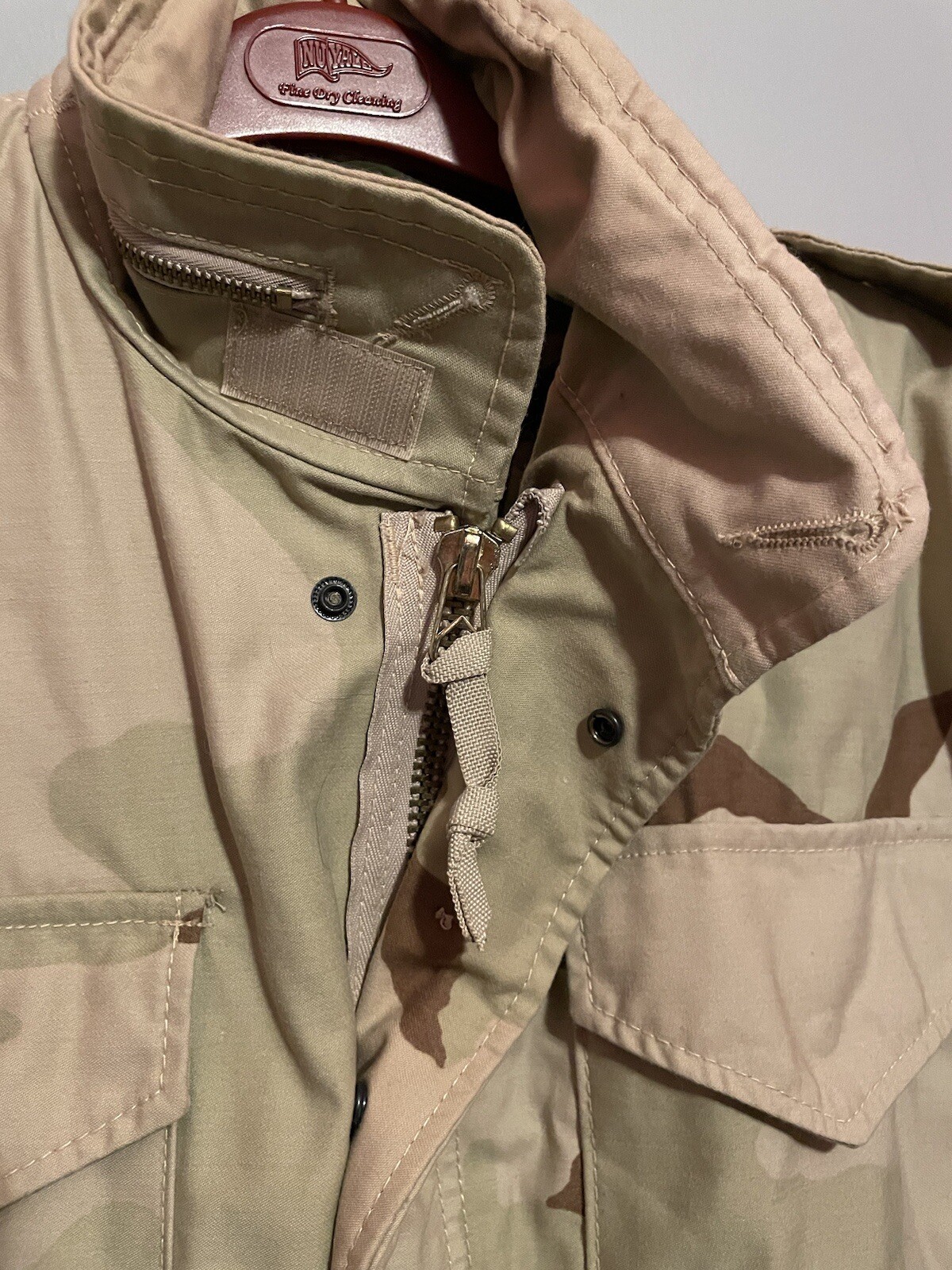 Vtg USGI US ARMY Surplus M65 Field Jacket Desert Storm War Era Camo Coat Small
