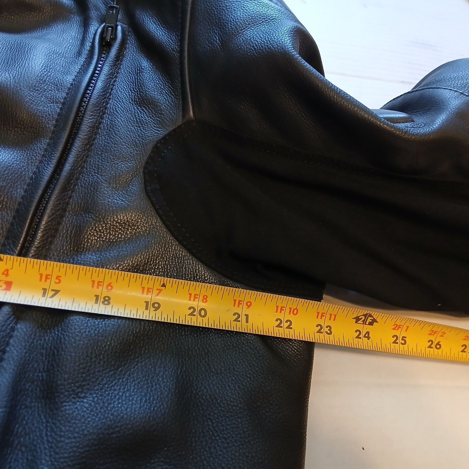 Street Legal Performance Men’s Black Leather Padded Motorcycle Jacket 2XL XXL