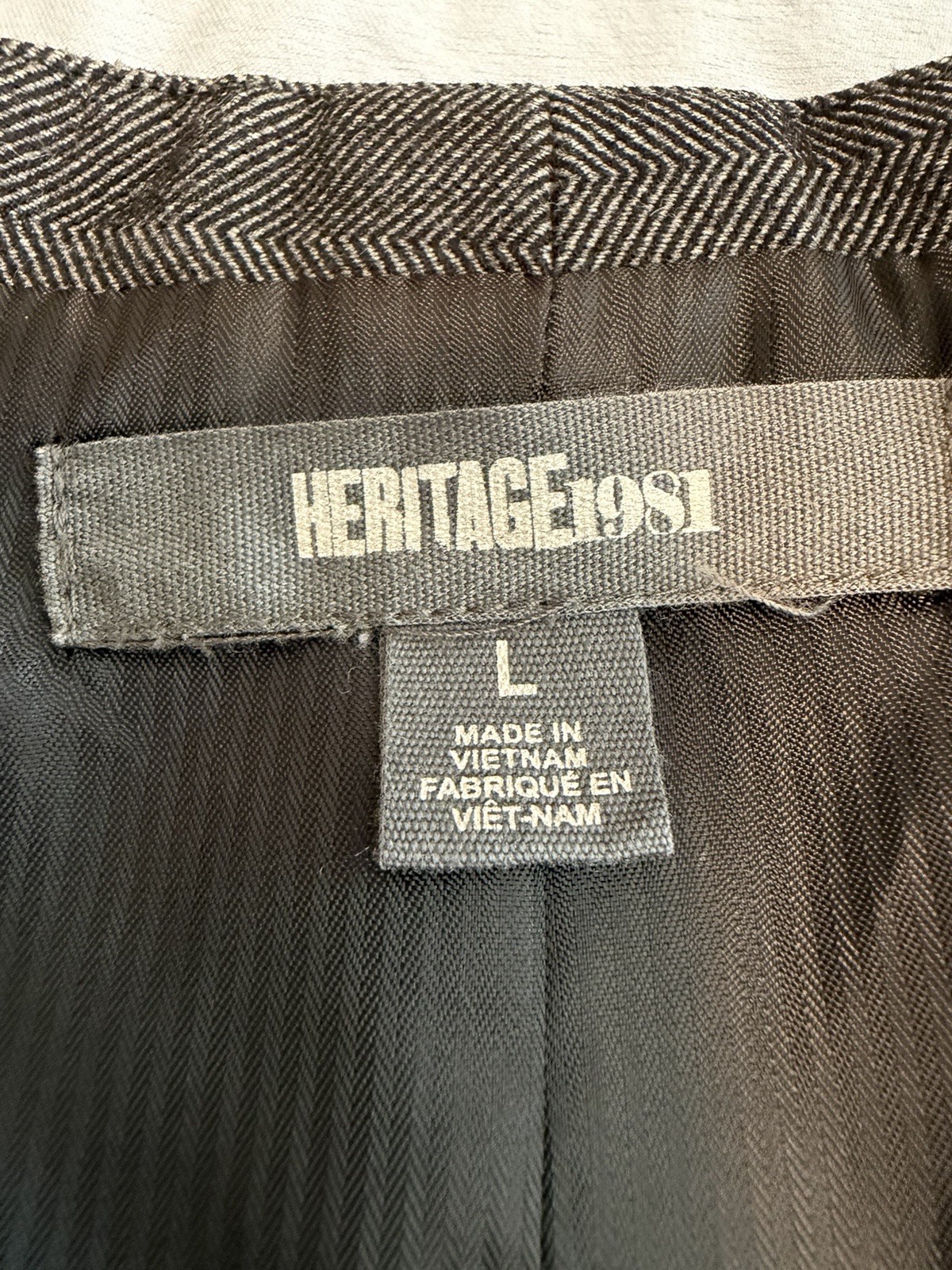 Heritage 1981 Men’s Gray Lined V-Neck Button Vest Size L Solid, Buckle