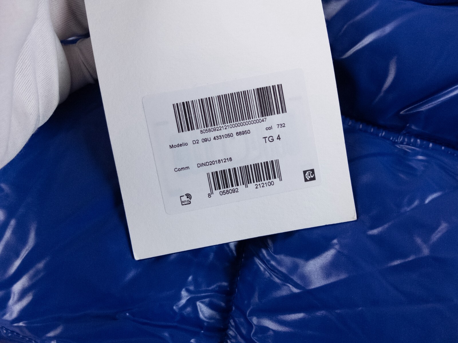 MONCLER GENIUS 7 x Fragment Design Ancheta blue hooded down puffer vest 4 / XL
