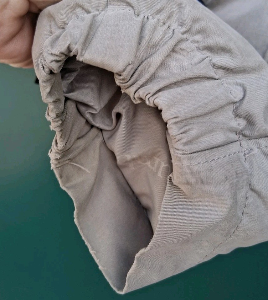 Columbia long sleeve solid tan full zip secure pockets elastic hem jacket Medium