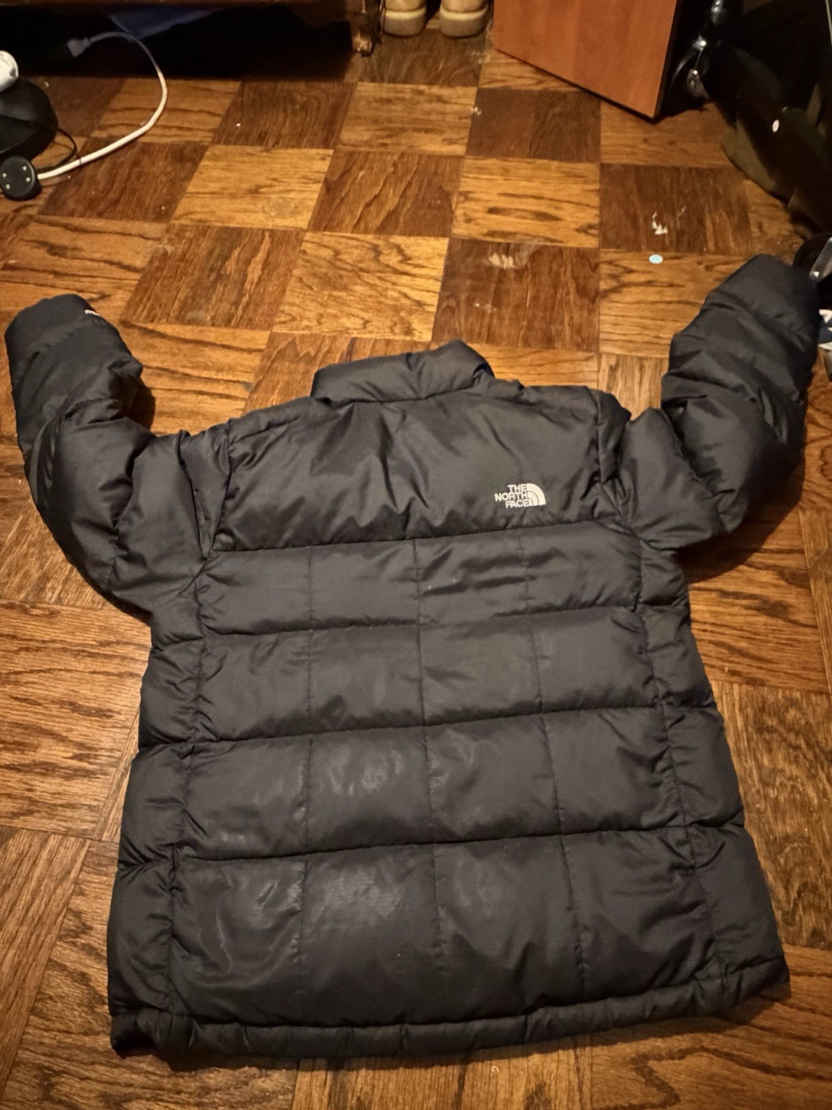 The North Face 550 Down Puffer Jacket Mens Medium Black Full Zip Vietnam