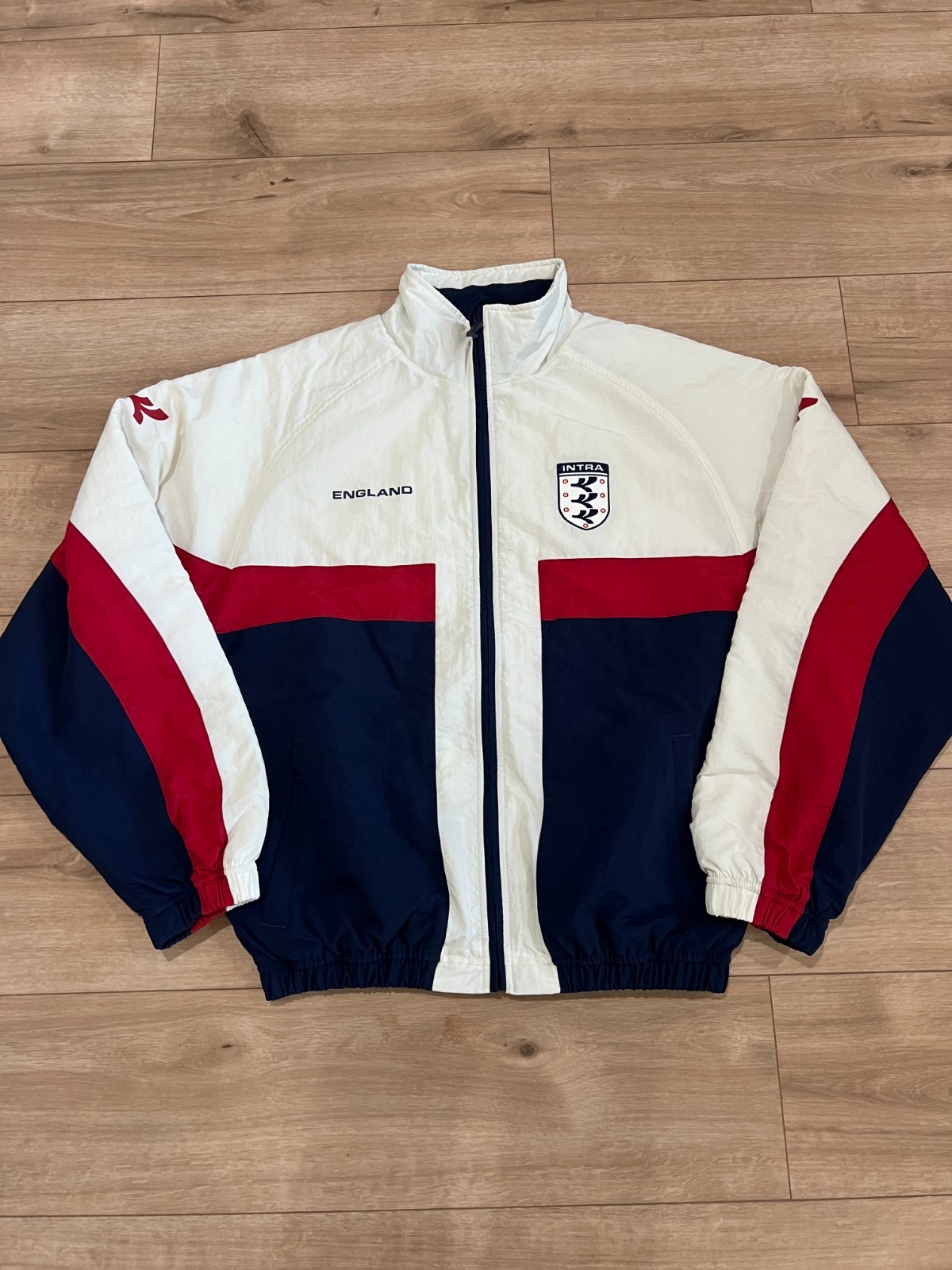 Intra Sport Vintage-Inspired England Zip-Up Puffer Jacket Size L
