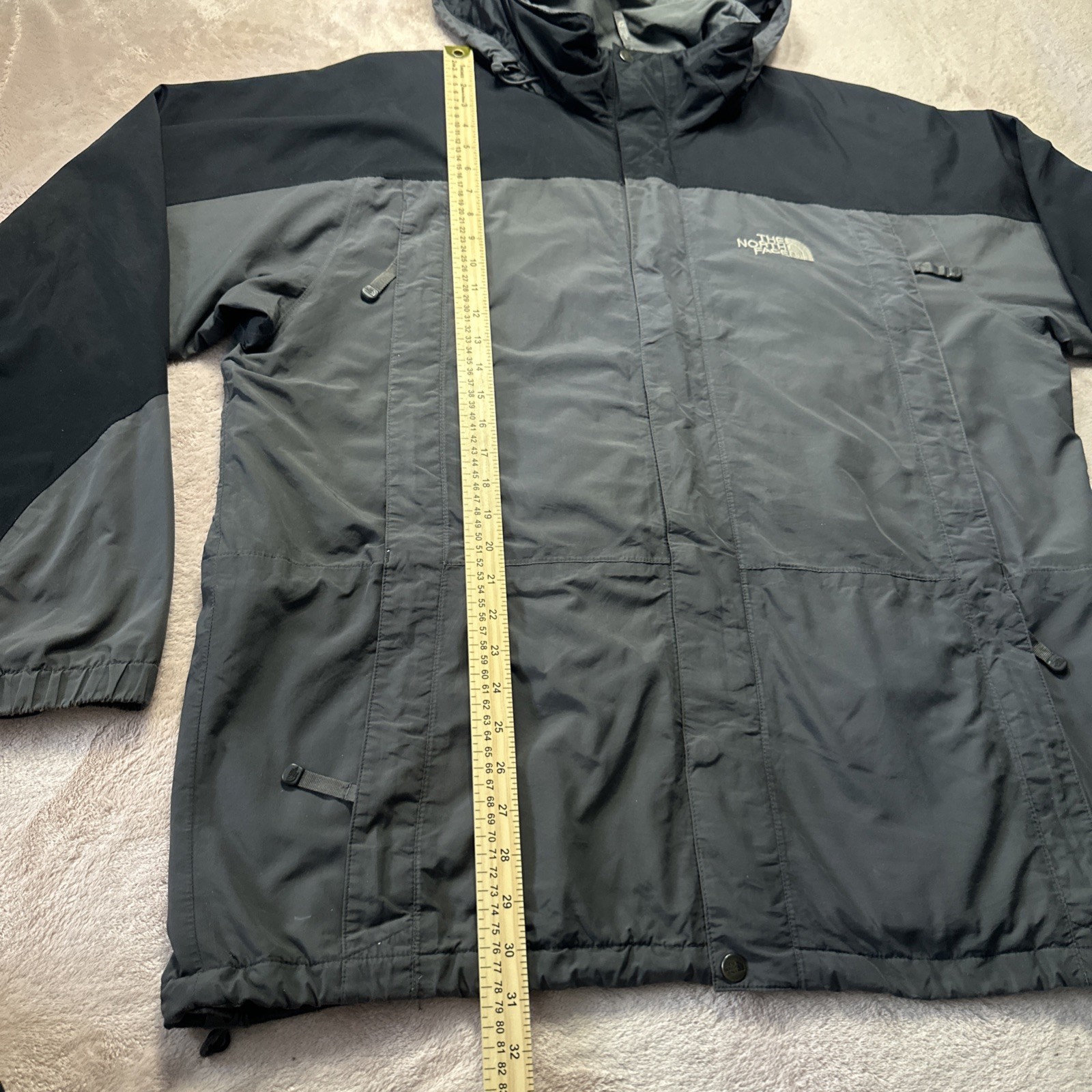 The North Face HyVent Mens Large Gray and Black Jacket Soft Shell Hooded Size L