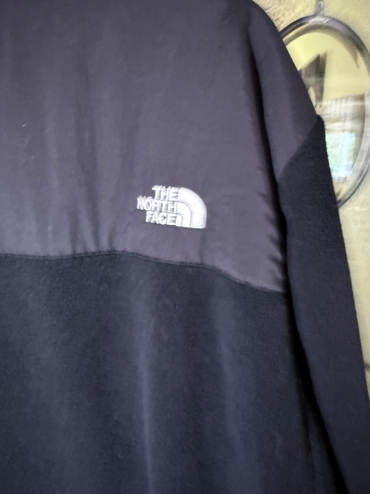 The North Face Men’s XL Black Full-Zip Fleece Jacket Stand-Up Collar Logo