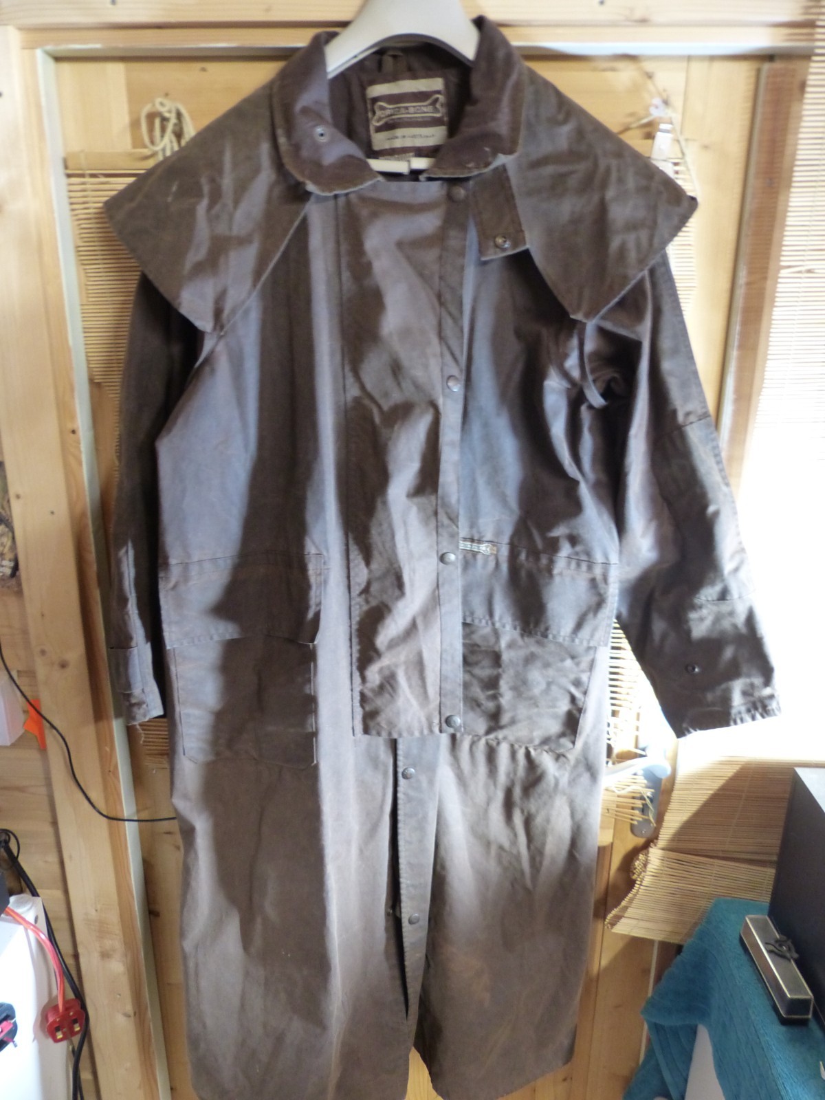 Driza-Bone : Longline Riding coat – Brown Waxed size 5 M ch 105cm – Vintage
