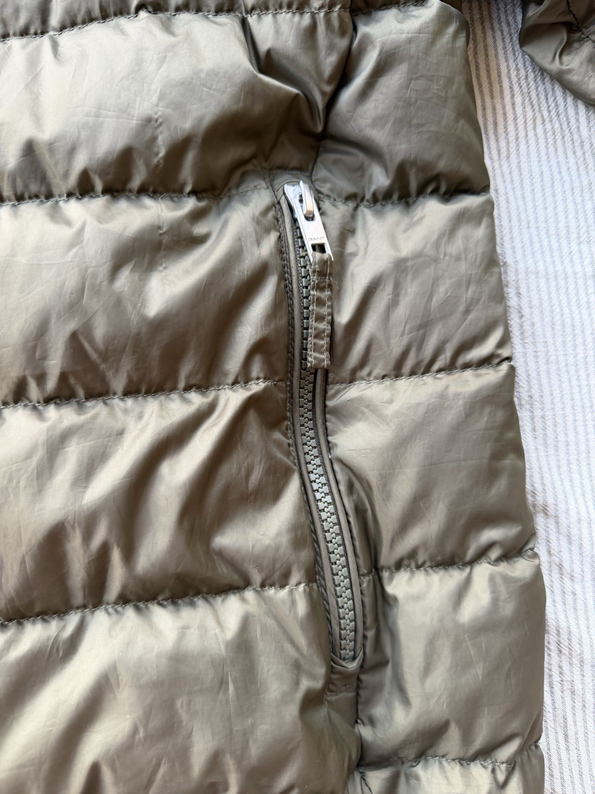 Men’s GANT 7006093-301 Light Down Jacket Piumino Uomo RACING GREEN