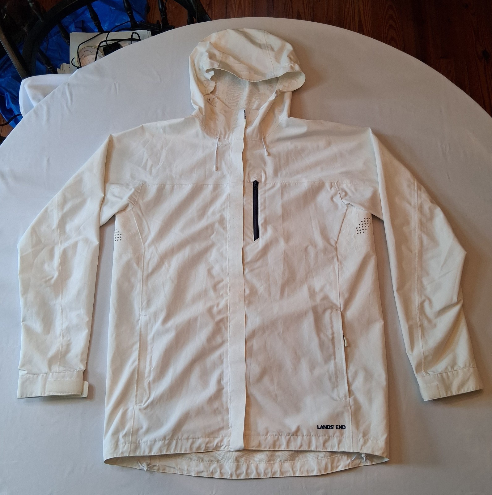 Lands’ End Men’s M White Waterproof Hooded Rain Jacket