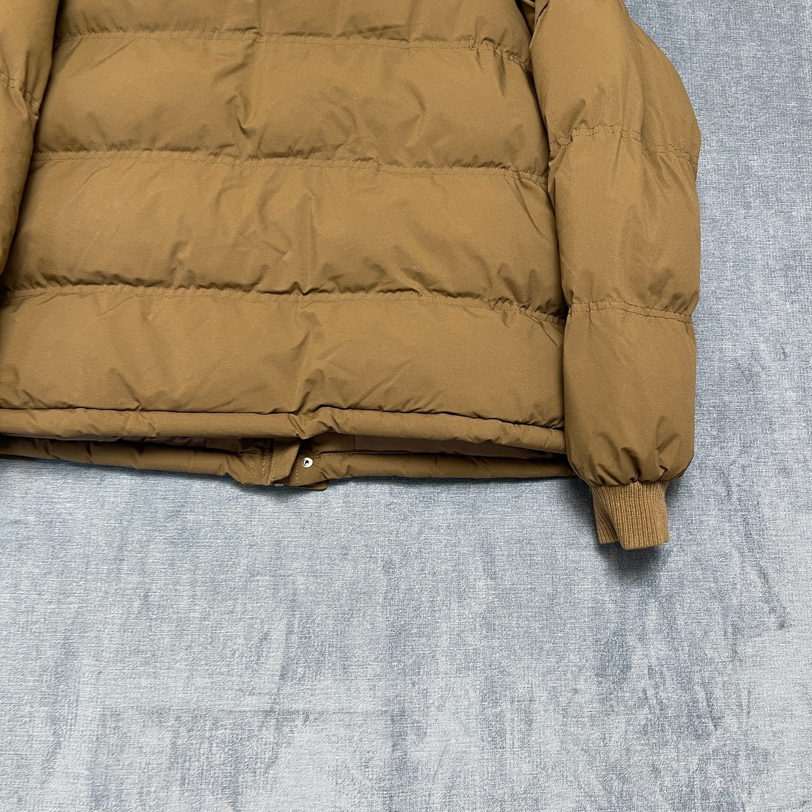 Yanthirteen Puffer Jacket Mens Tan Quilted Mock Neck Snap Front Hiking Outdoor
