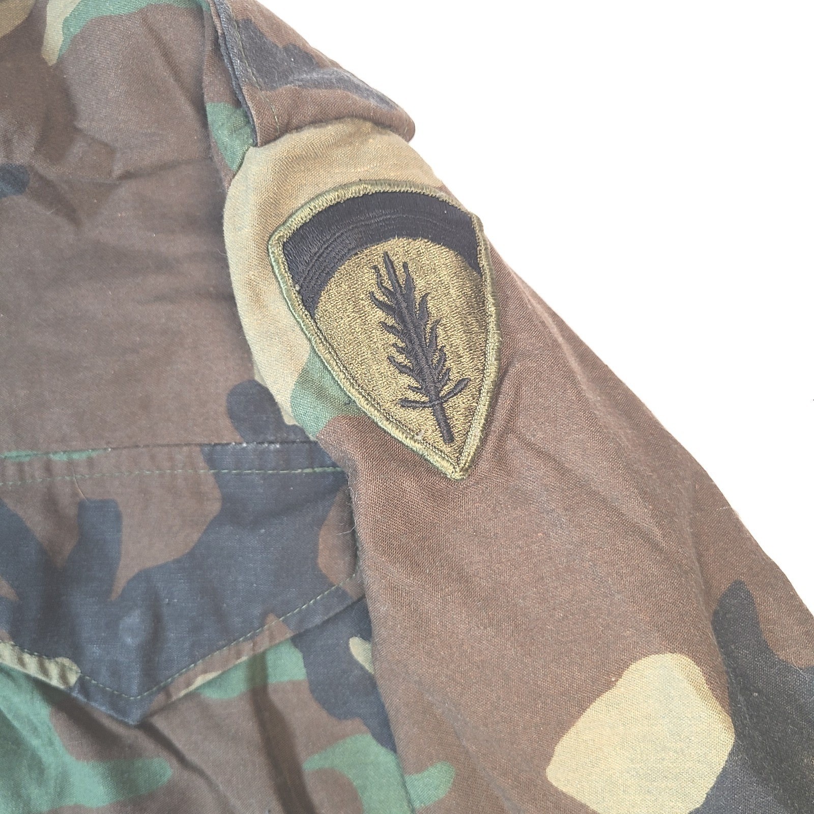 US Army Woodland Camo Field Jacket Airborne Patch Military Coat Mens XS