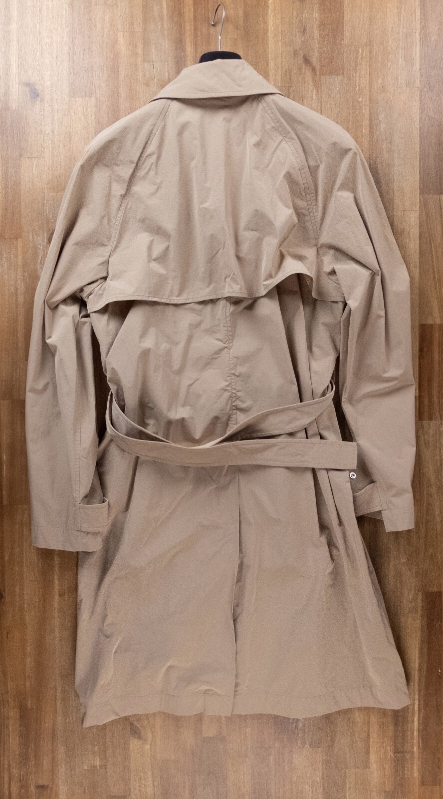 (NO CUSTOMS TAX) BOTTEGA VENETA beige double breasted nylon trench coat Medium
