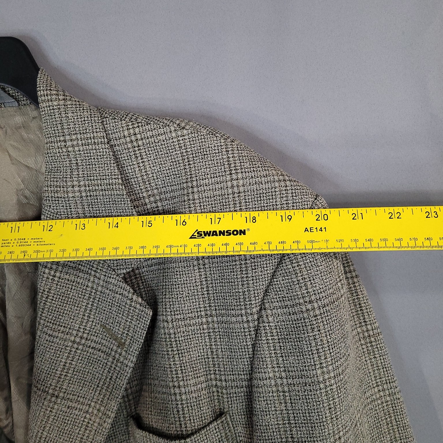 Haggar Men’s Blazer Size 46 Beige Plaid Dry Clean Only