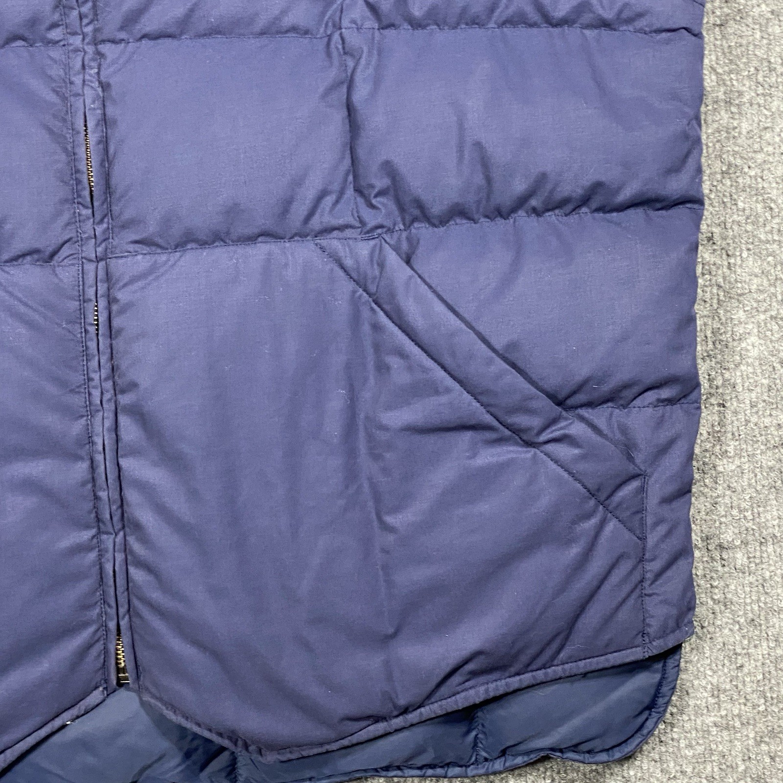 Eddie Bauer Downlight Vest Mens Size XL Navy Blue Goose Down Puffer Quilted Nice