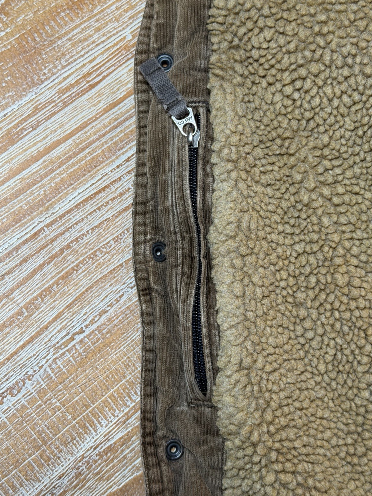 Abercrombie And Fitch Corduroy Jacket Sherpa Lined Size L Vintage Y2K