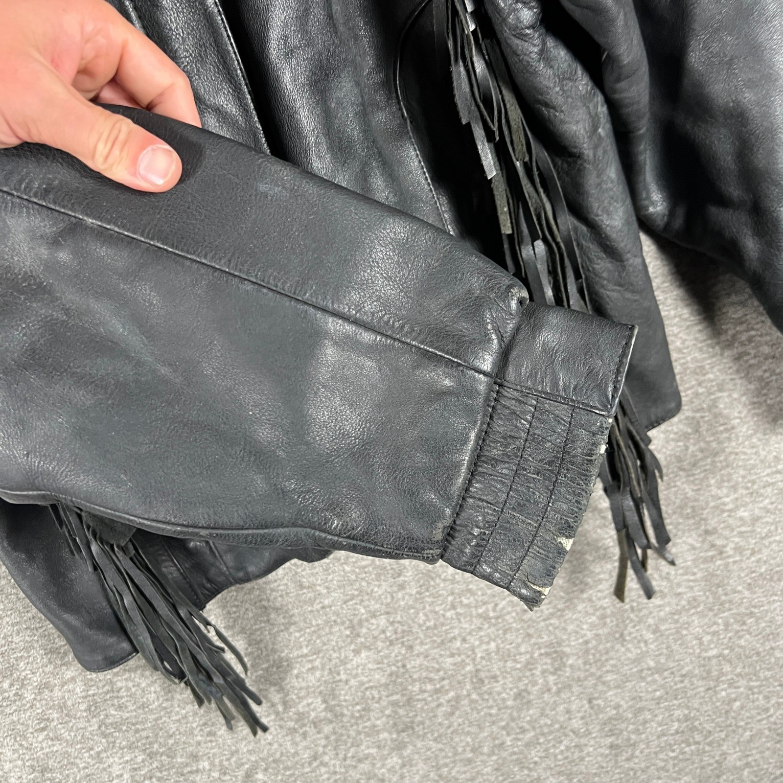 Vintage Harley Davidson Leather Fringe Jacket Mens 44 (L) Motorcycle Quilt Lined