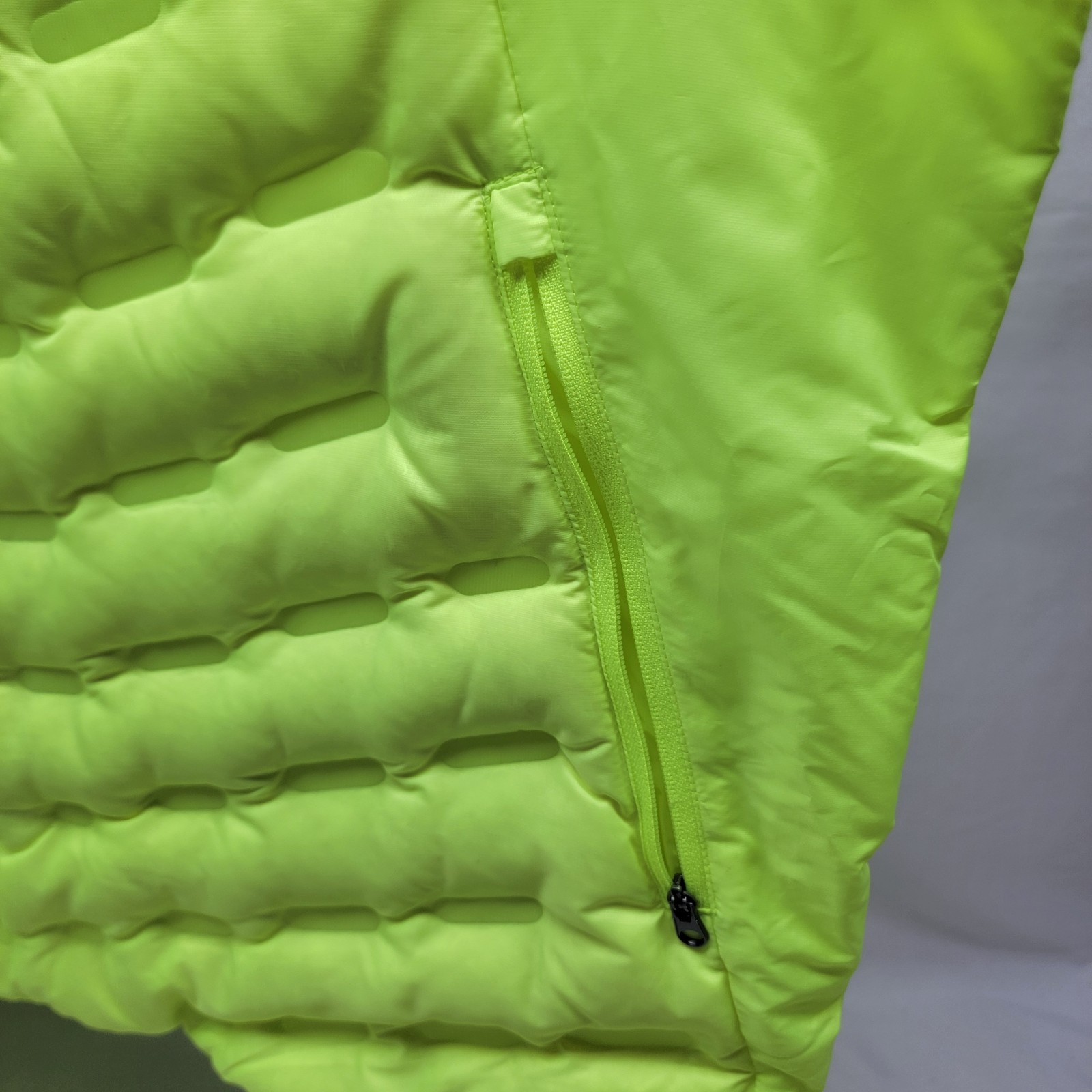 Nike Therma-FIT ADV Repel AeroLoft Down Running Vest Men Sz 2XL #FB7542-702 Volt