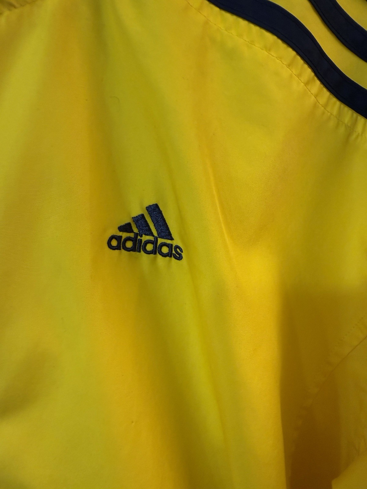 Adidas Windbreaker Jacket Mens Medium Yellow Navy 3 Stripe Hooded Y2K 2005