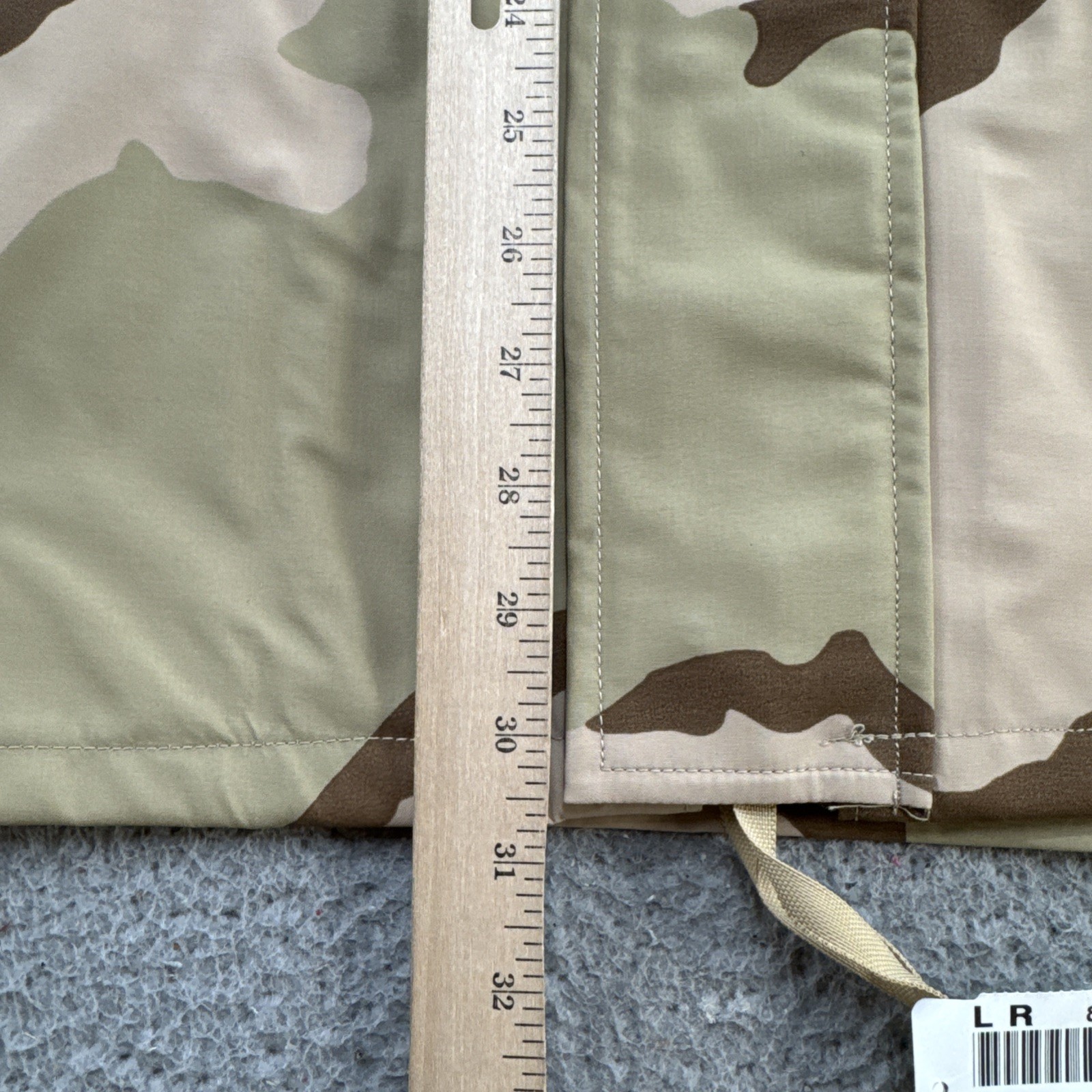 US Military Jacket L Regular Mens Desert Cold Weather Parka Challenge Logo NEW