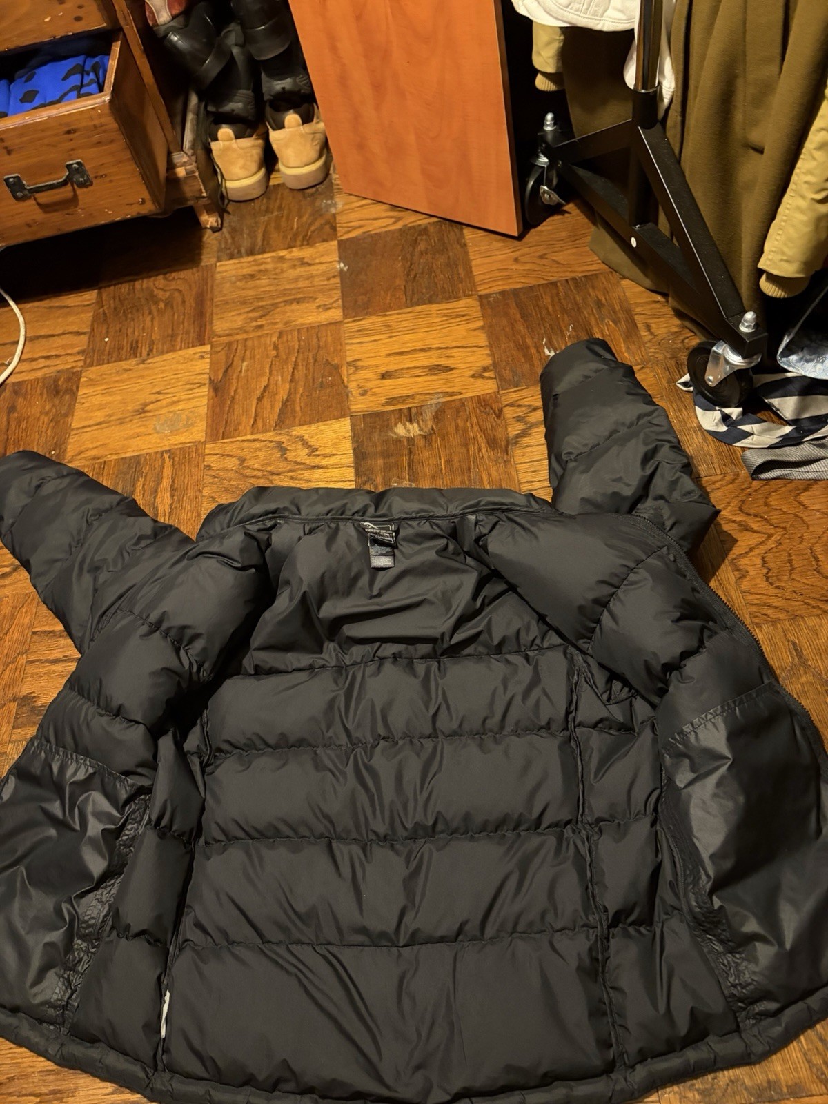 The North Face 550 Down Puffer Jacket Mens Medium Black Full Zip Vietnam