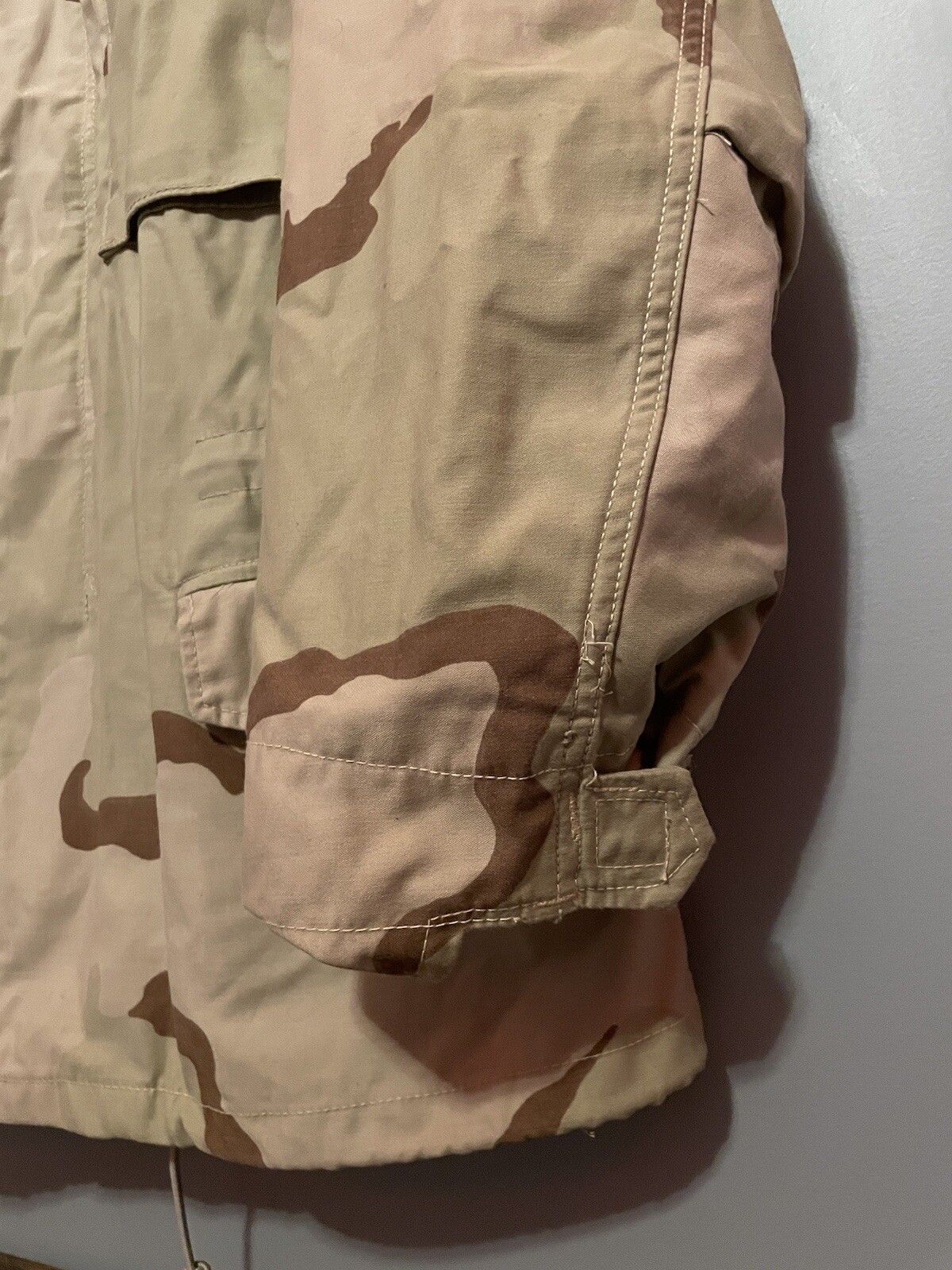 Vtg USGI US ARMY Surplus M65 Field Jacket Desert Storm War Era Camo Coat Small