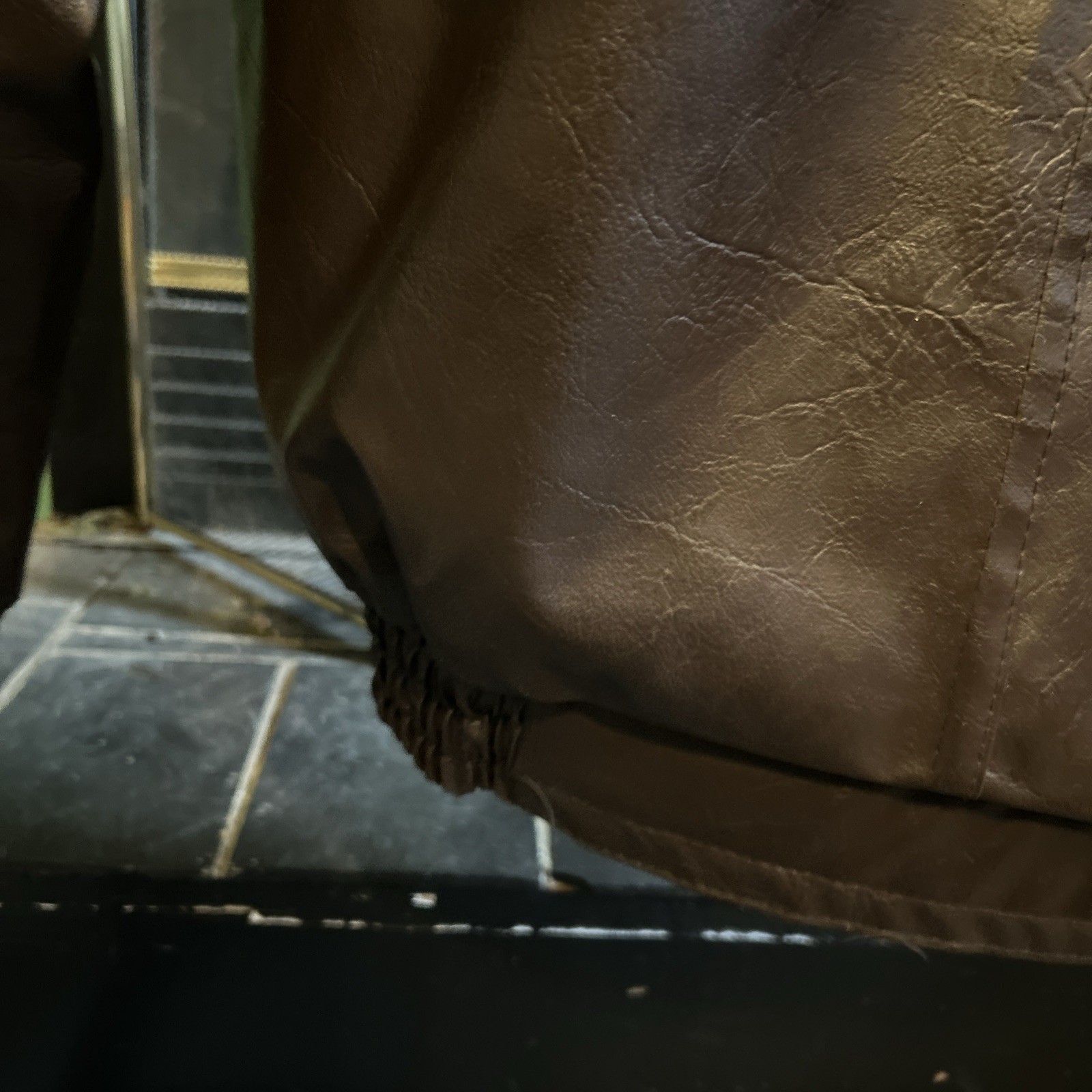 Leather Jacket; genuine leather Bomber jacket; men’s S; 40 In Chest