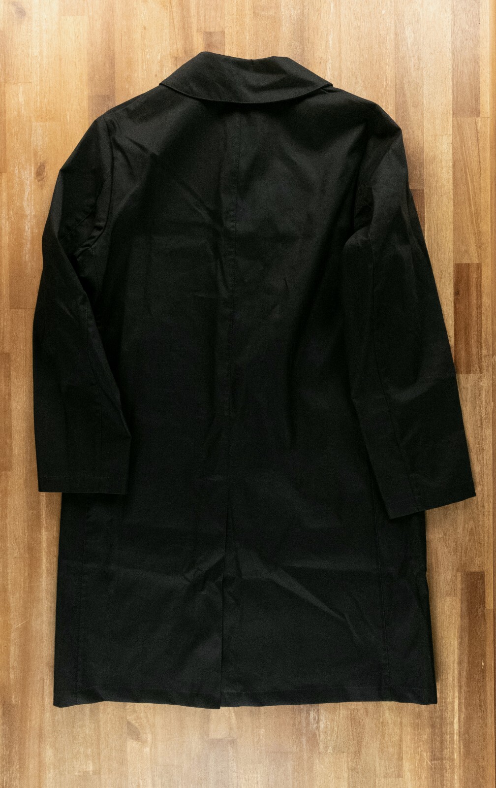 (NO CUSTOMS TAX) MACKINTOSH Manchester black regular fit cotton coat 38 / Medium
