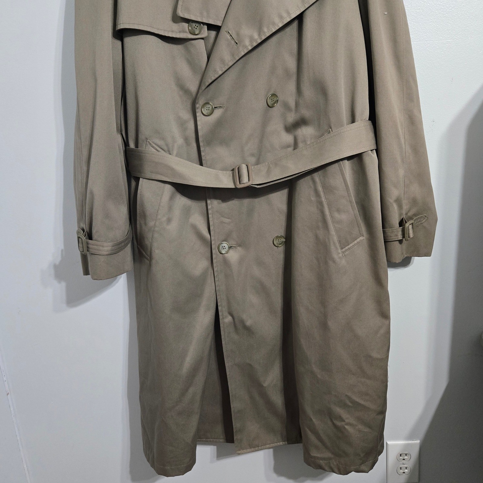 V#72 Royal Castle Men’s Tan Double Breasted Trench Coat Belted Size 44 Regular