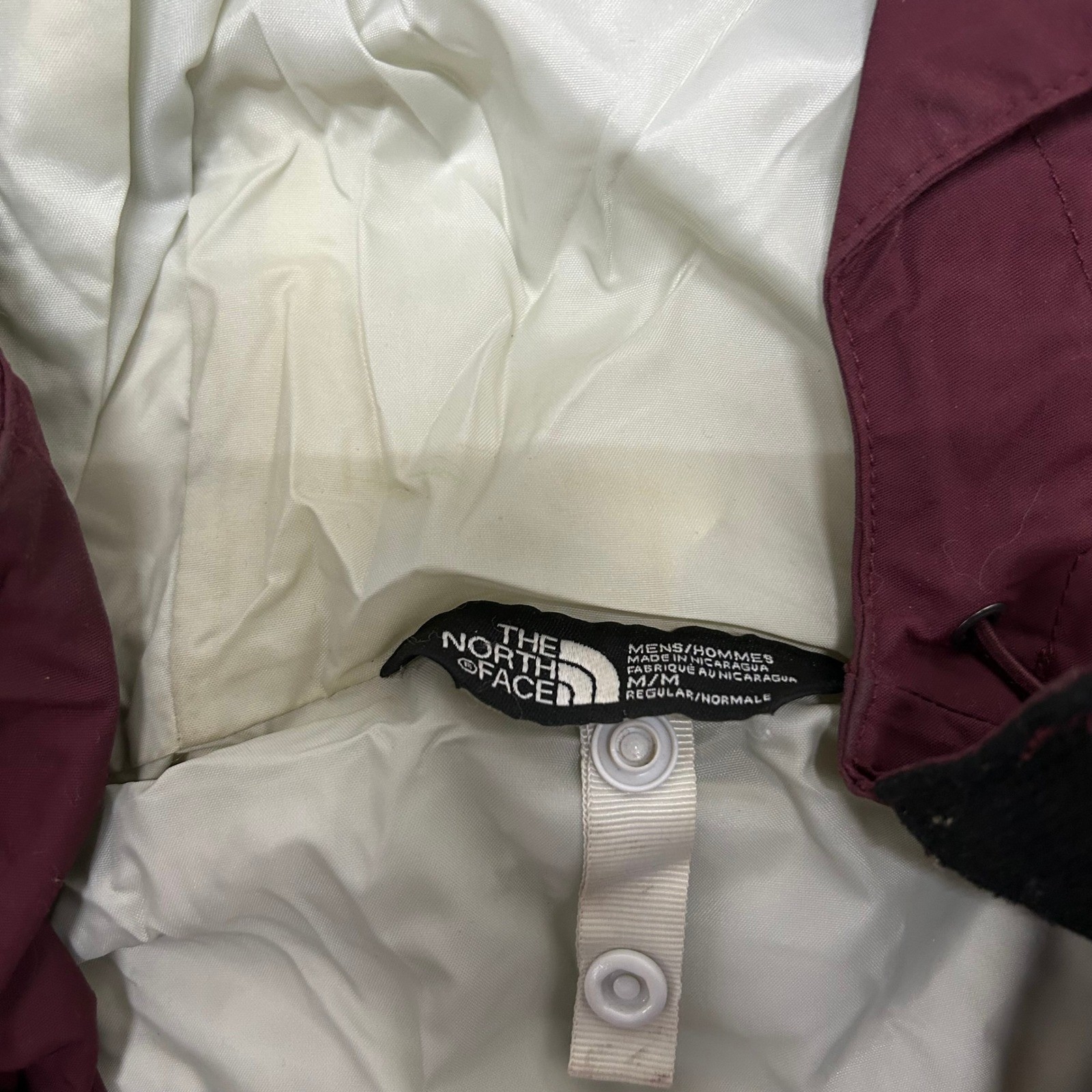 The North Face Rain Jacket Mens Size M Burgundy Black Hooded Colorblock Gorpcore