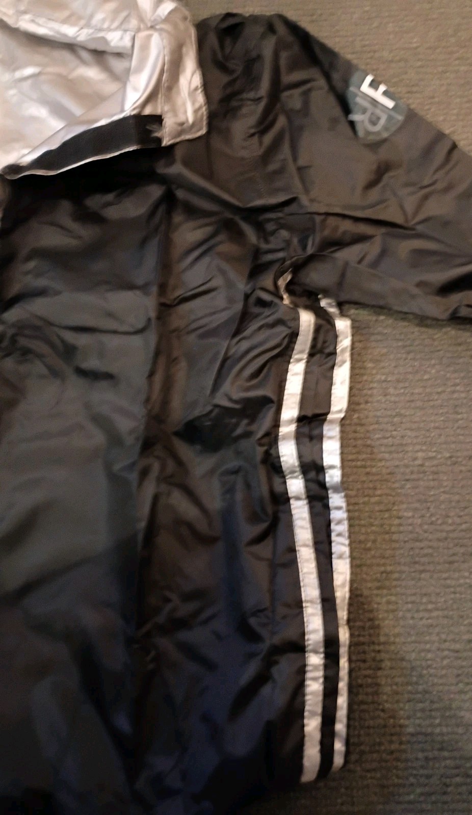 Rain Jacket Unisex All Sizes Black Waterproof Lined Pockets S M L X XL XXL Pouch